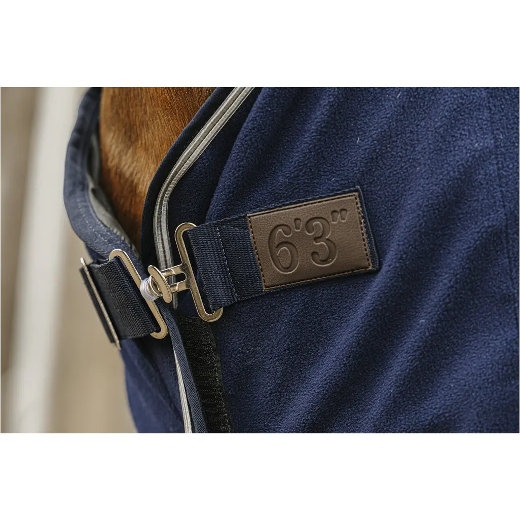 Fleecedecke mit Kreuzgurten VAGUE marineblau Fleecedecke mit Kreuzgurten VAGUE marineblau