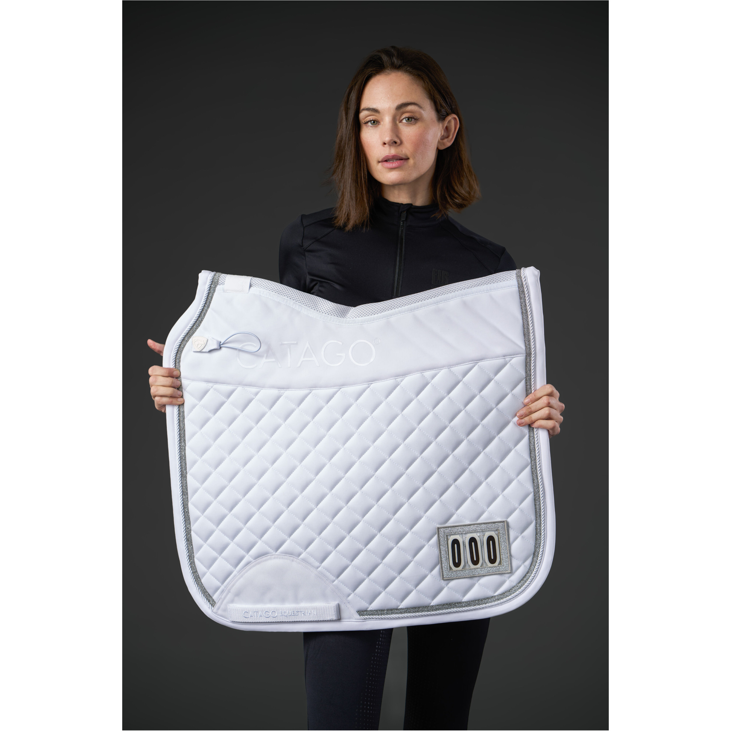 Schabracke mit Startnummer TREASURE 2.0 weiß