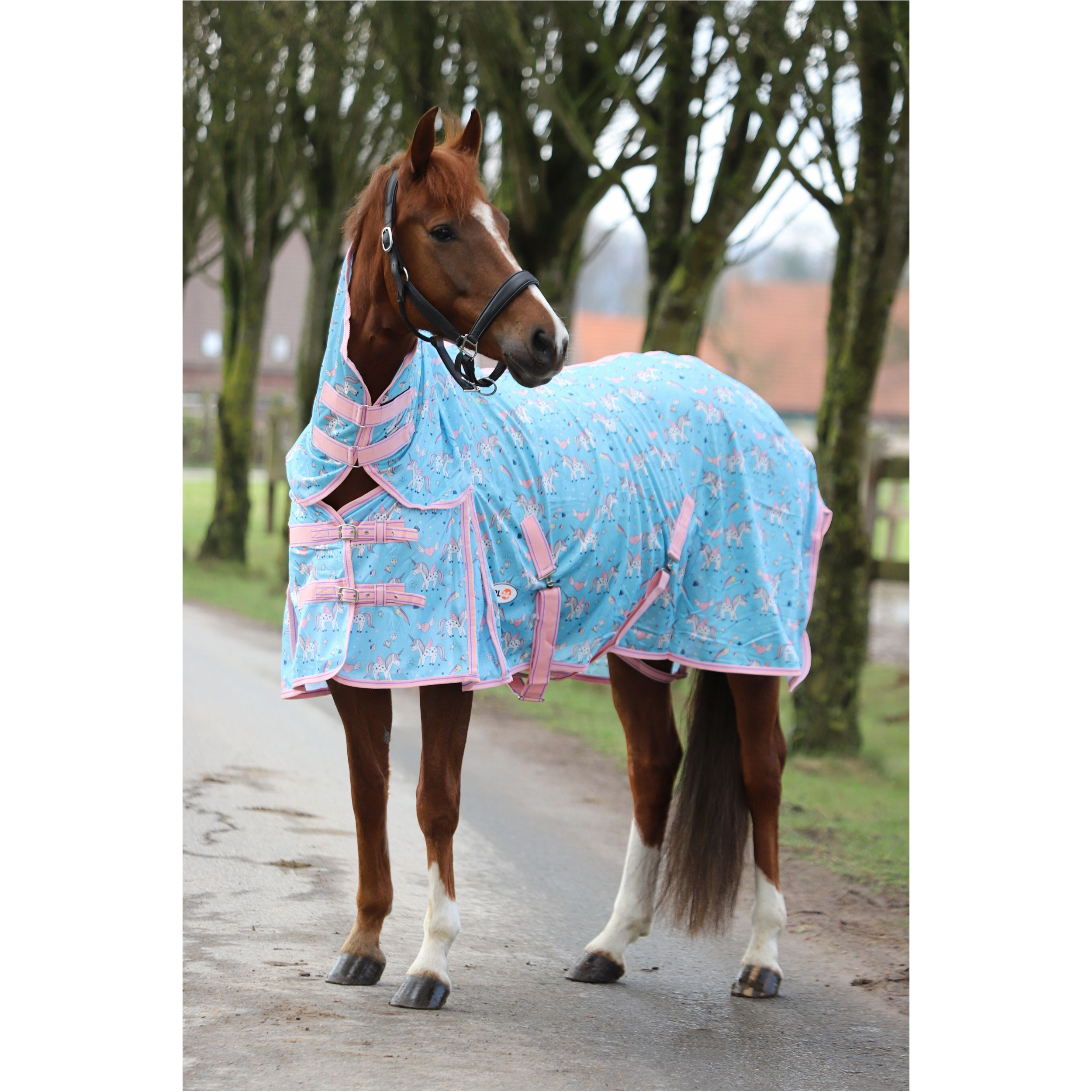 Fliegendecke mit Halsteil und Kreuzgurt DESIGN Unicorn hellblau/rosa