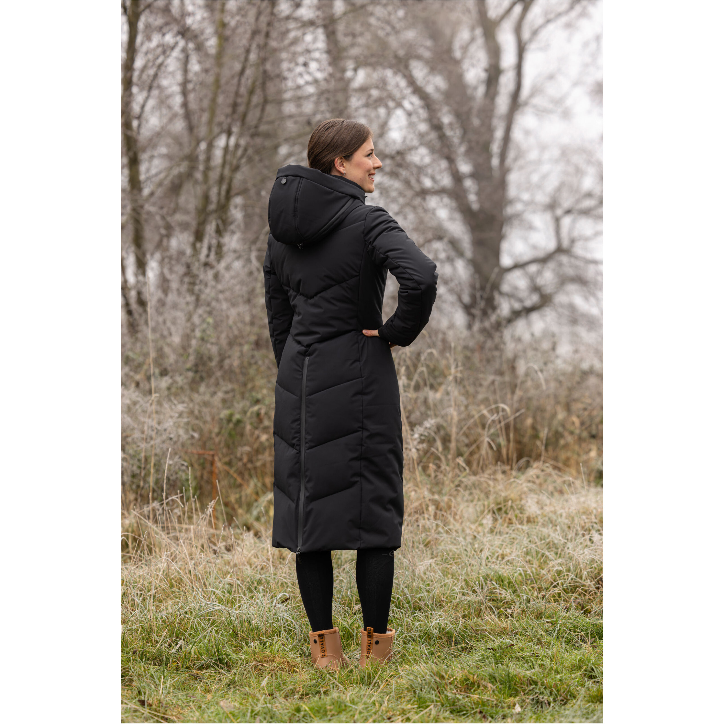 Damen Reitmantel H/W 2025 schwarz