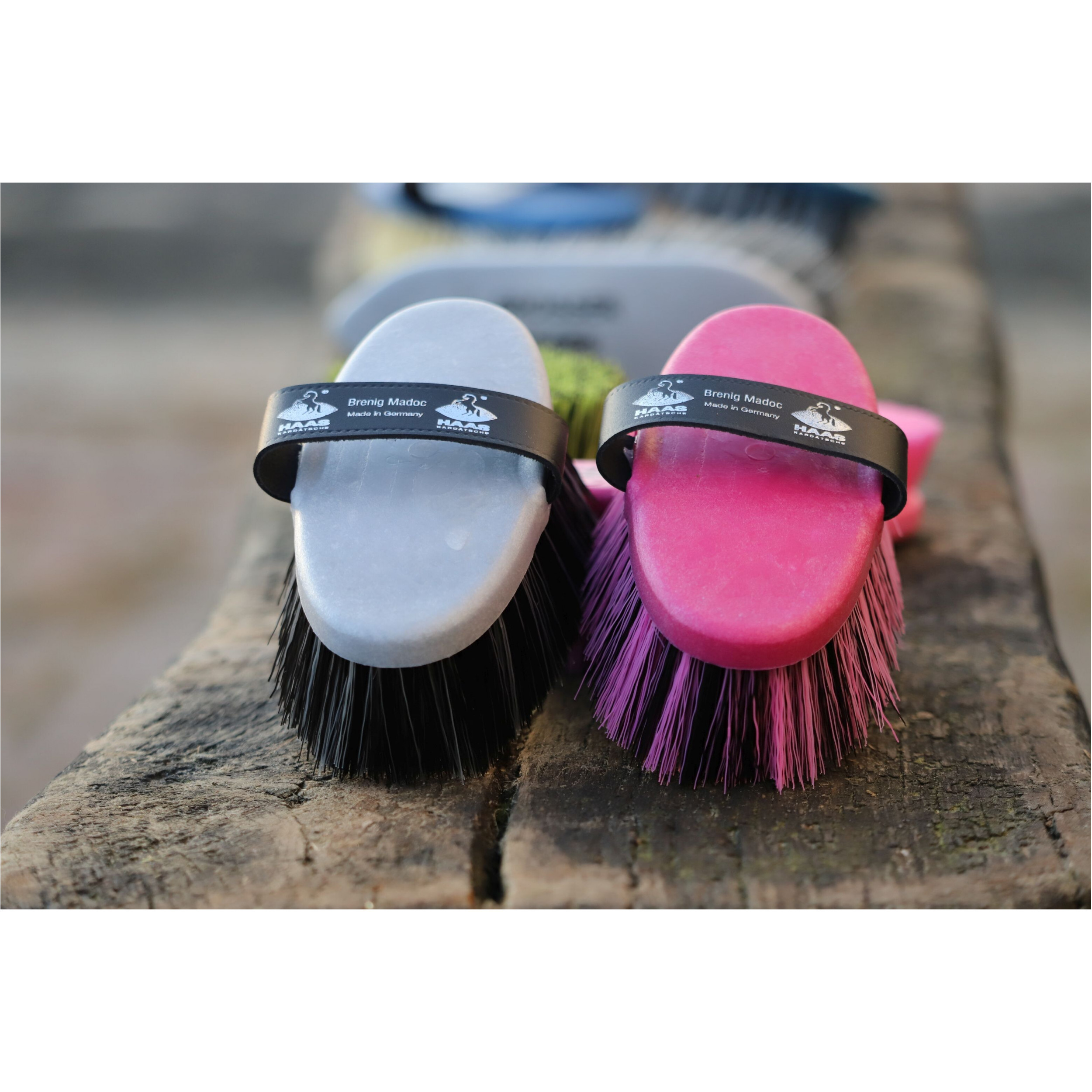 Kardätsche BRENIG MADOC fuchsia
