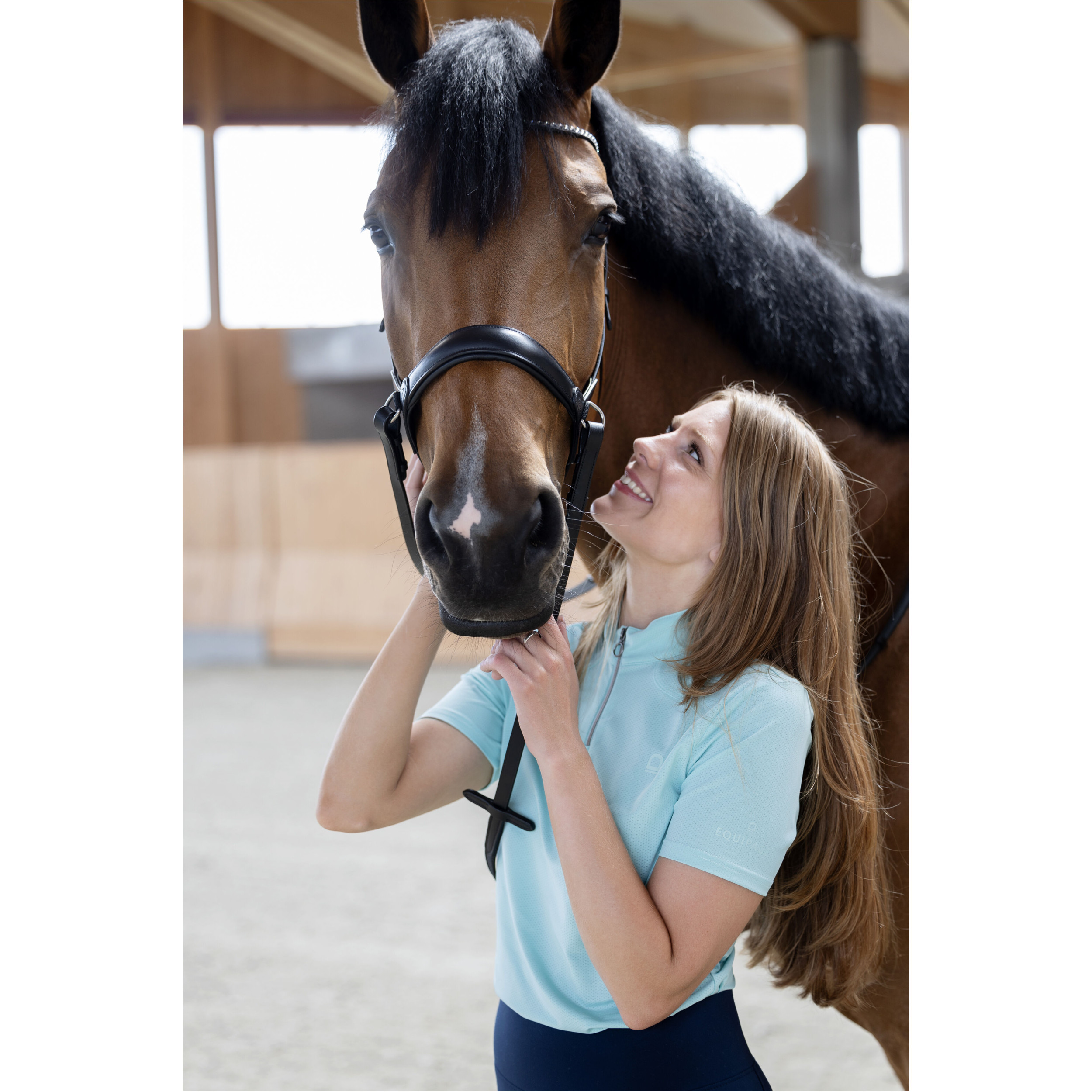 Trensenzaum Gebisslos mit anatomischem Nasenriemen schwarz