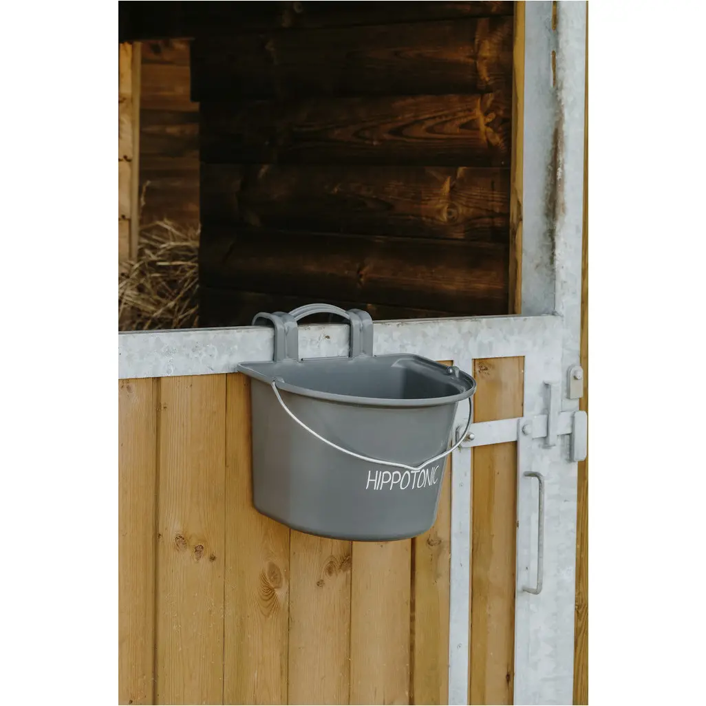 Futtertrog mit Haken und Griff dunkelgrau Futtertrog mit Haken und Griff dunkelgrau