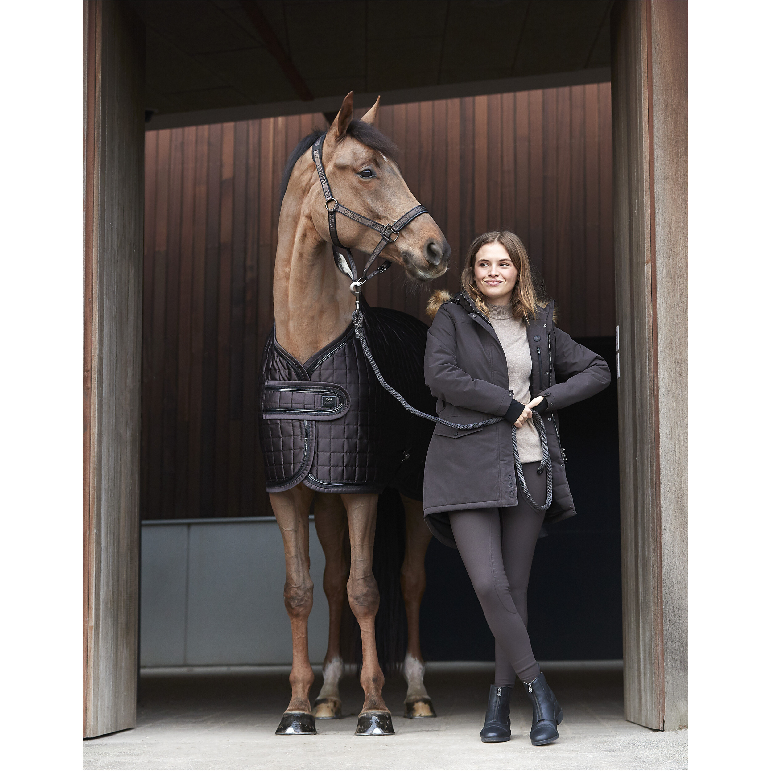 Damen Winterreitmantel AMY after dark