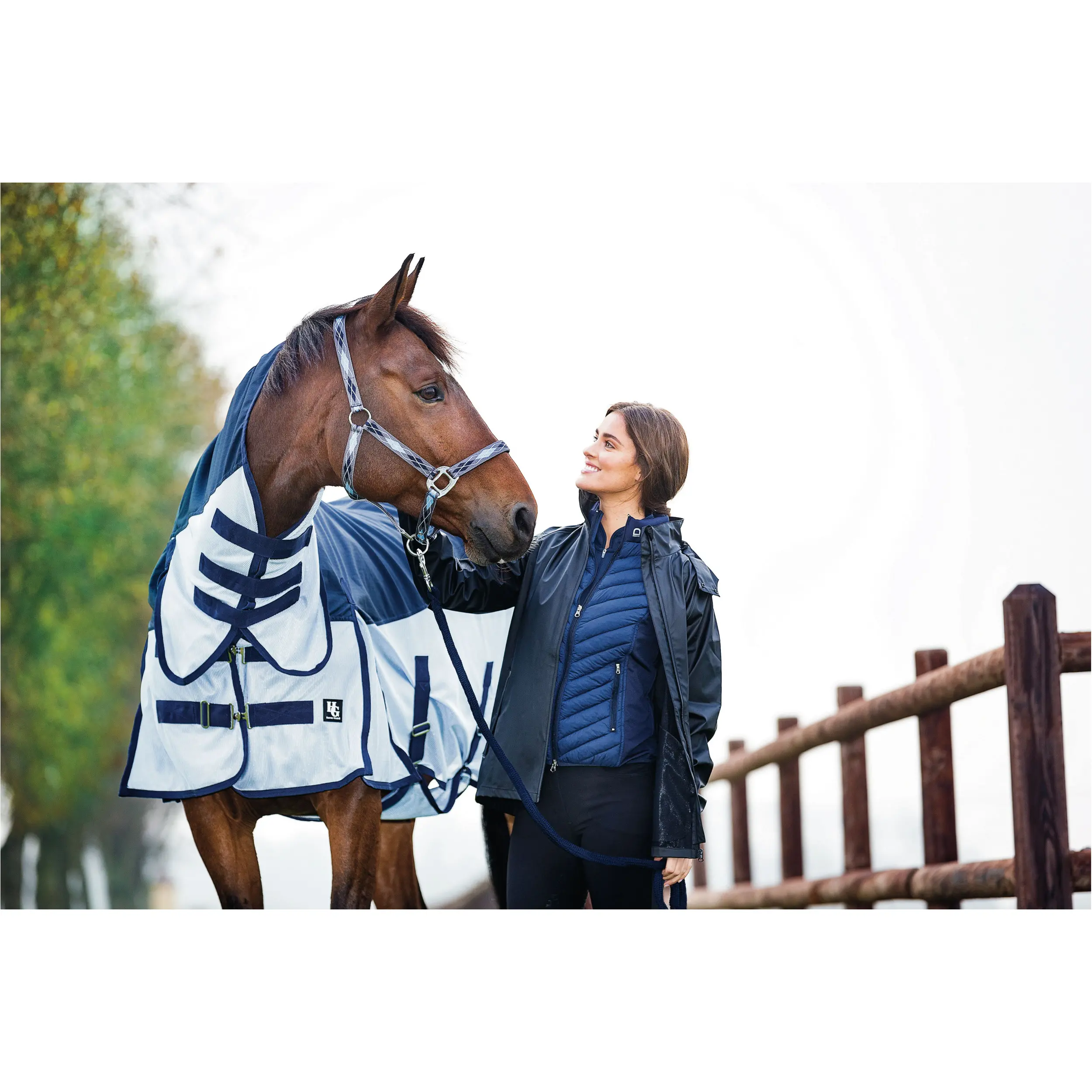 Fliegen- und Regendecke mit Halsteil 600D AIMAN placid blue