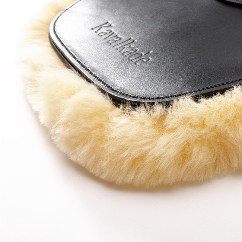 Sattelgurt Lammfell mit Bauchlatz und Elast EXCELLENCE schwarz