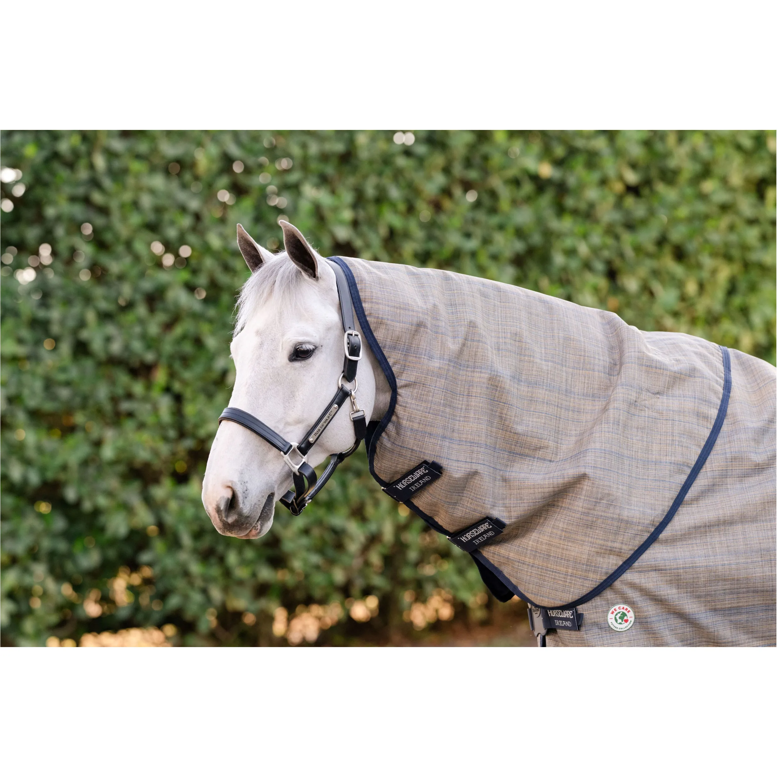 Outdoordecke Halsteil (abnehmbar) 50g Füllung 900D AMIGO Revive Plus seasonal colour