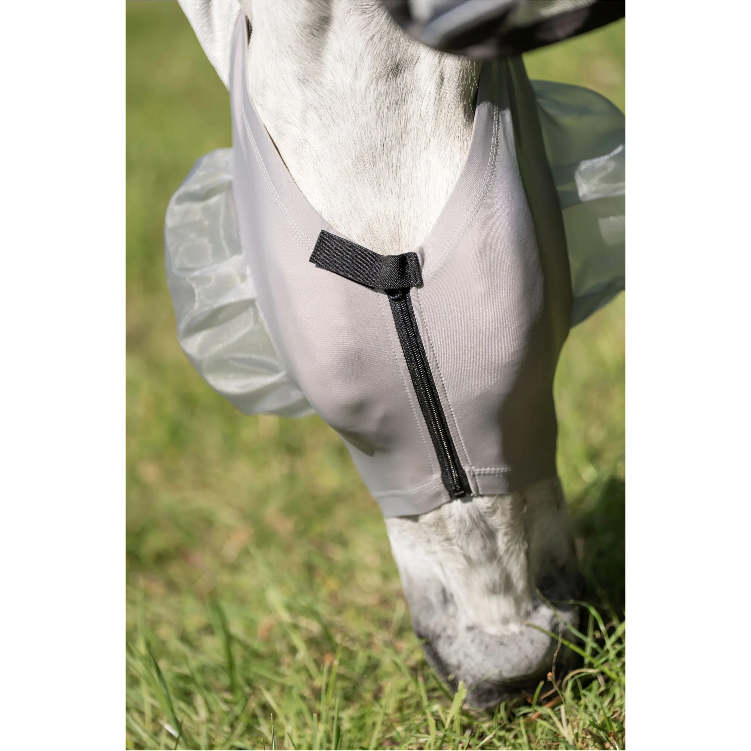 Fliegenmaske AMIGO Defense Flymask silver