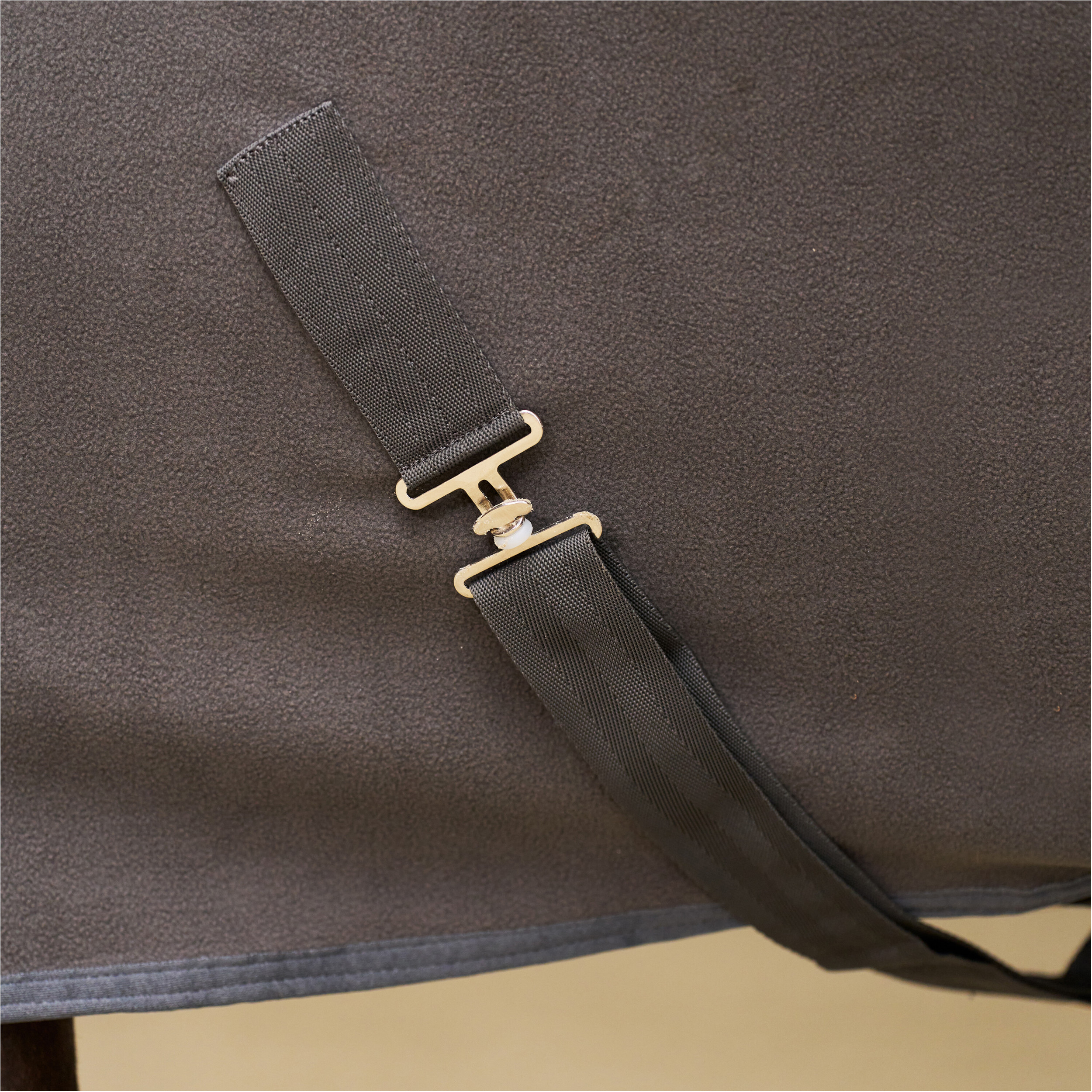 Fleecedecke IRHFundamental grau Fleecedecke IRHFundamental grau