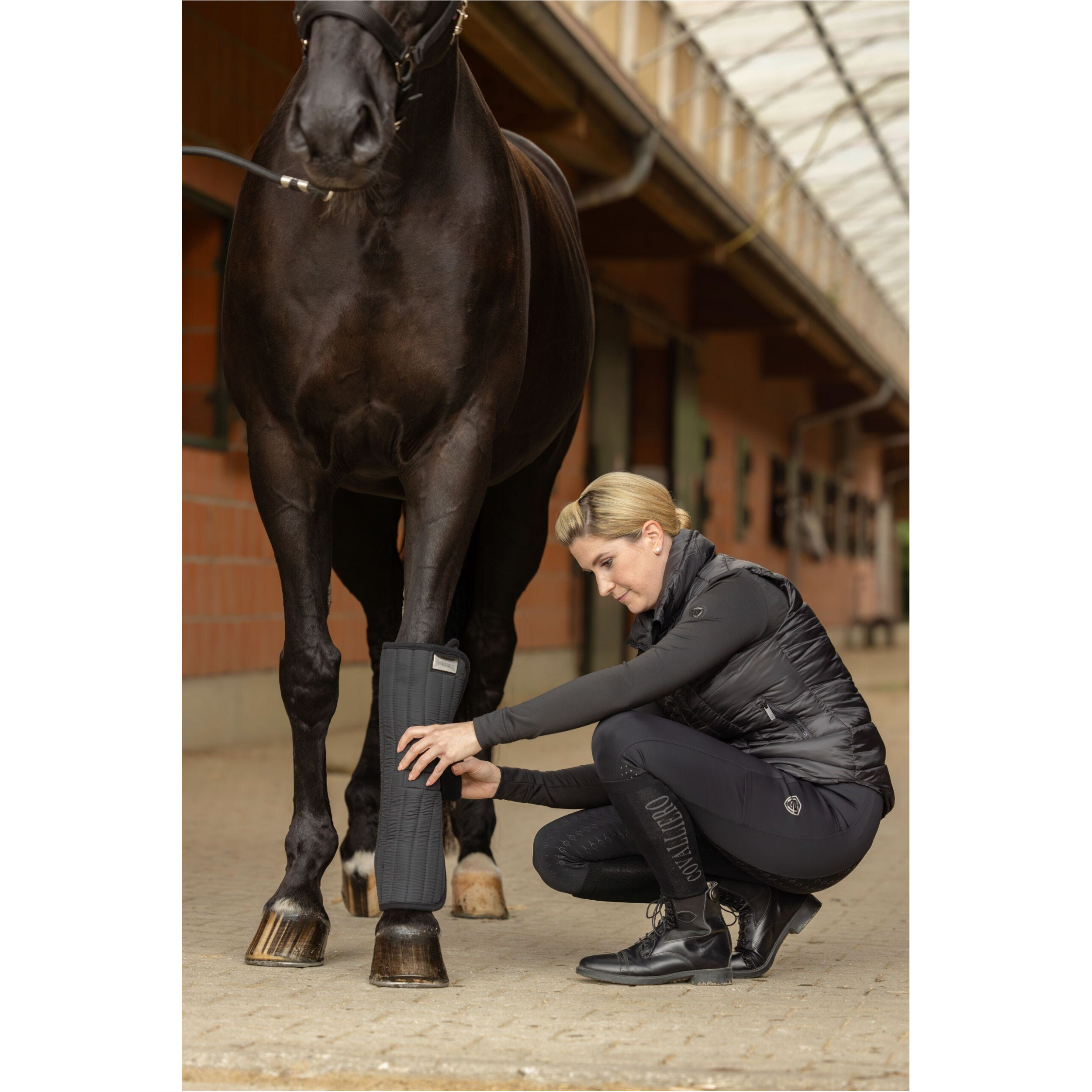 Bandagen (4er Set) CovallieroTherm schwarz 350cm