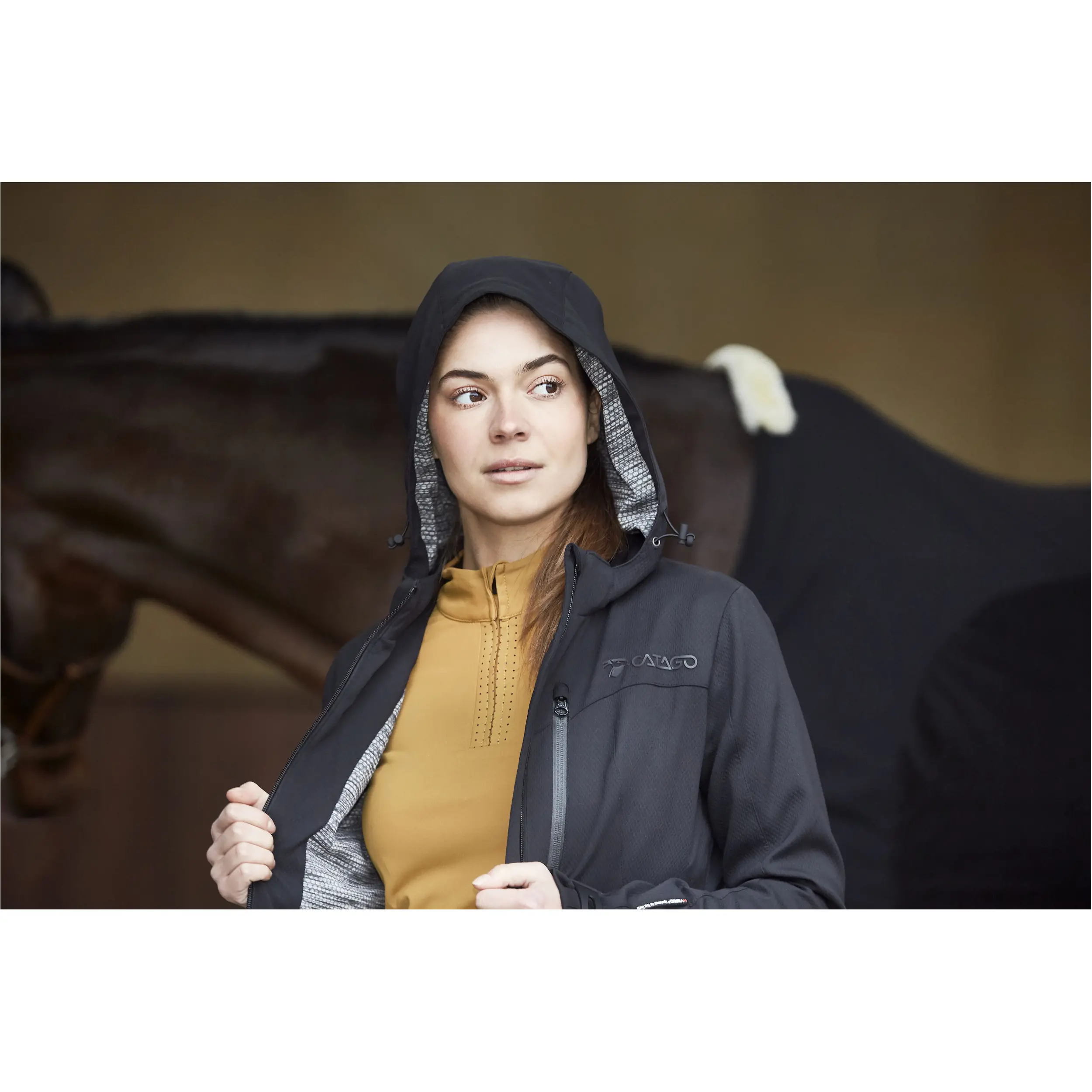 Damen Reitjacke kurz HYBRID schwarz