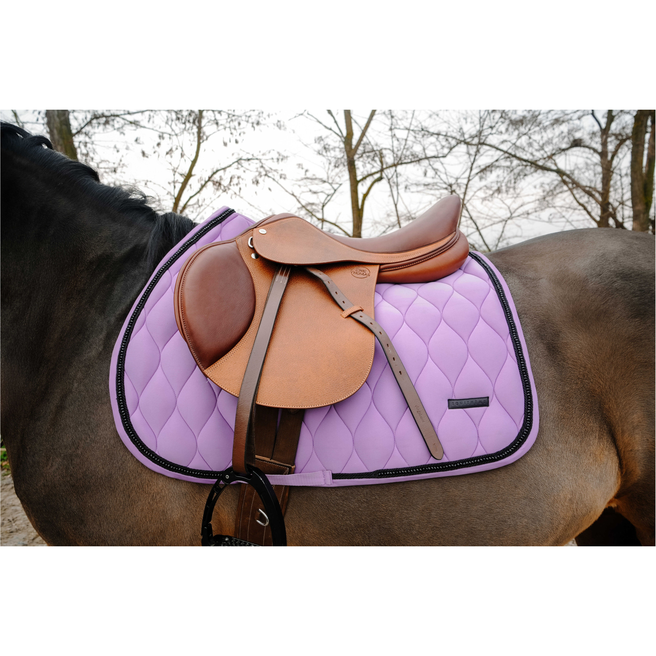 Schabracke mit schwarzen Perlen PEARL lavendel Vielseitigkeit