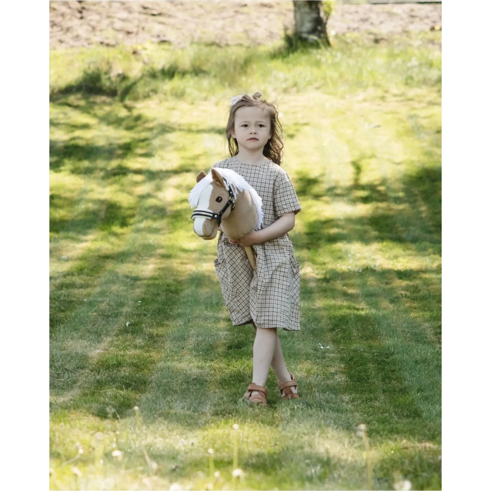 Spielzeughalfter mit Plüsch und Steinen schwarz Spielzeughalfter mit Plüsch und Steinen schwarz