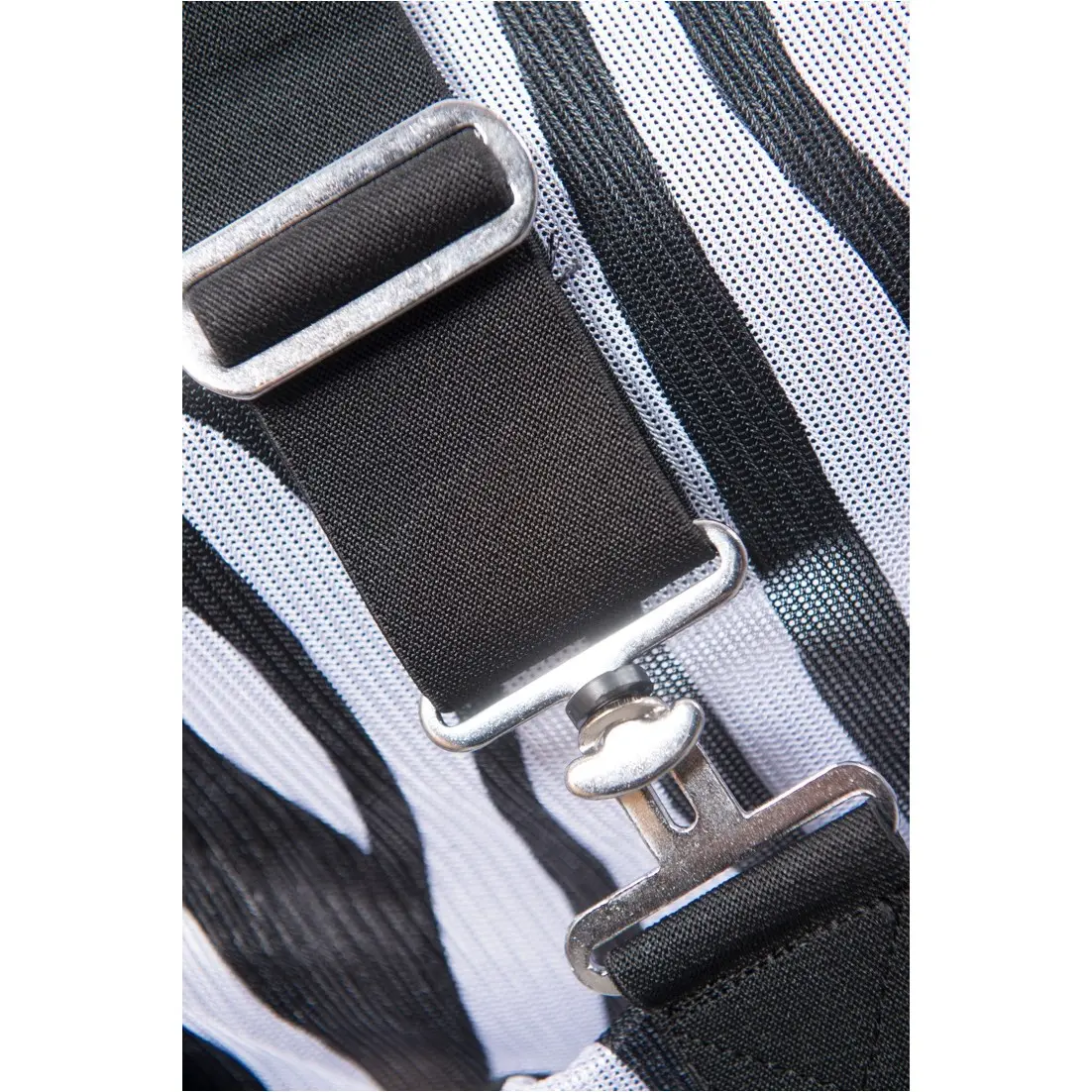 Fliegendecke mit Halsteil und Bauchlatz ZEBRA schwarz/weiß
