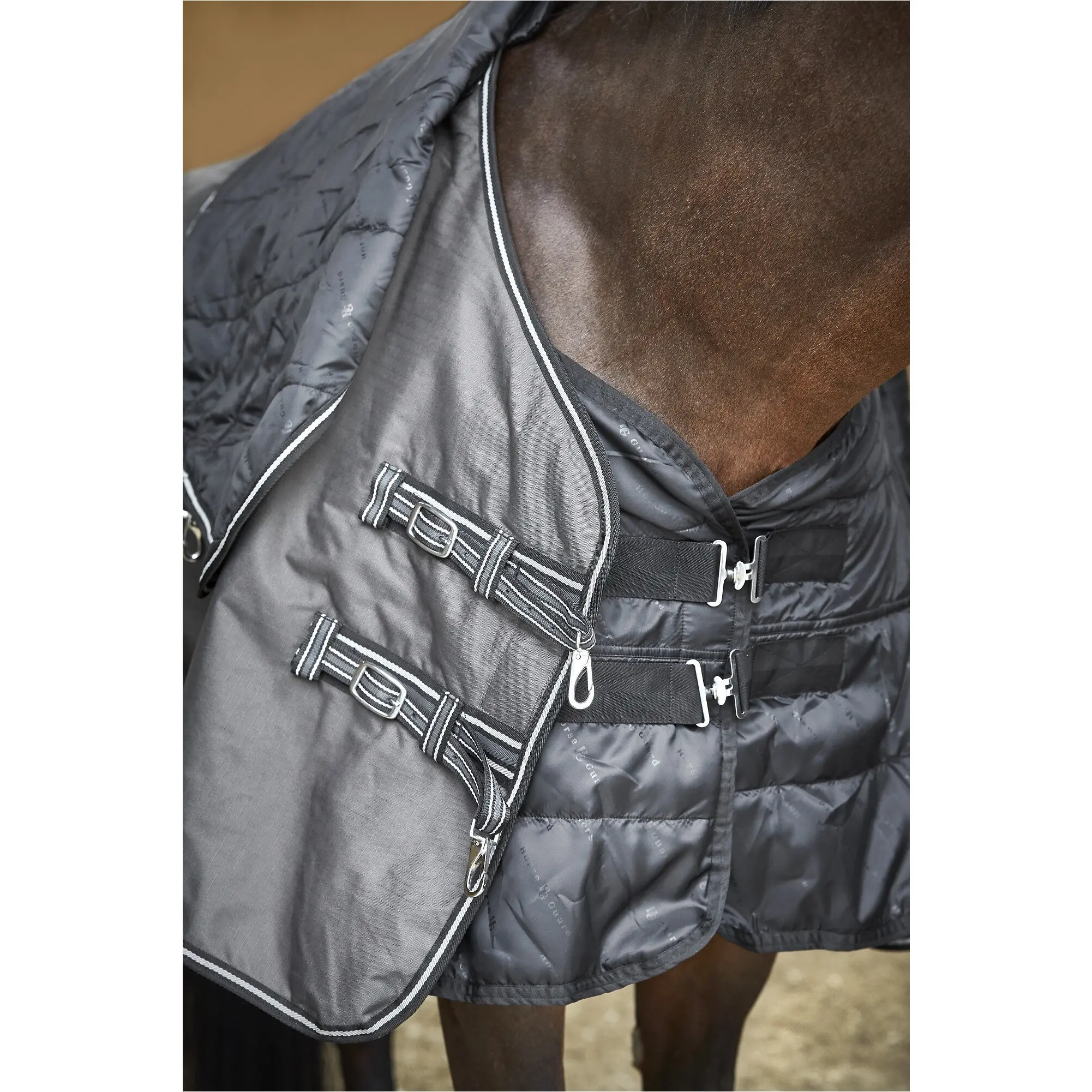 Unterdecke 200g Liner 210D schwarz