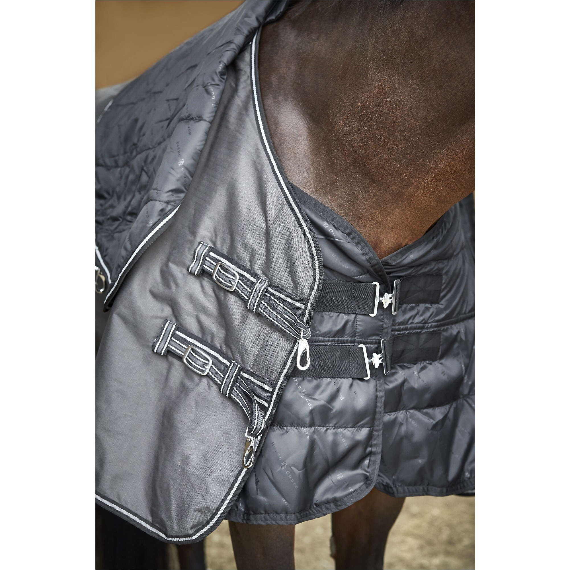 Unterdecke 200g Liner 210D schwarz