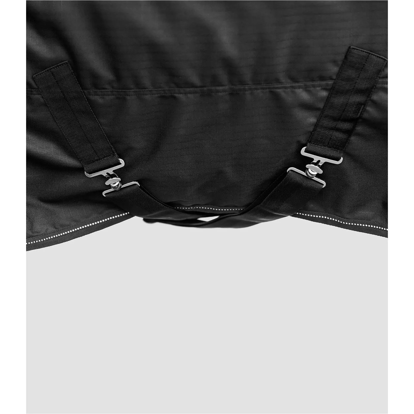 Outdoordecke High Neck 100g Füllung 600D NORDIC schwarz Outdoordecke High Neck 100g Füllung 600D NORDIC schwarz