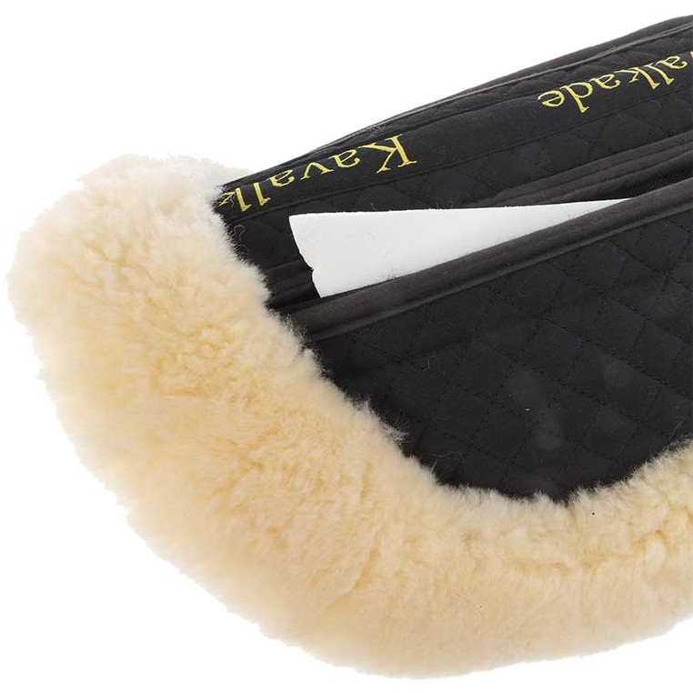 Korrekturunterlage Lammfell mit Taschen schwarz/natur Korrekturunterlage Lammfell mit Taschen schwarz/natur