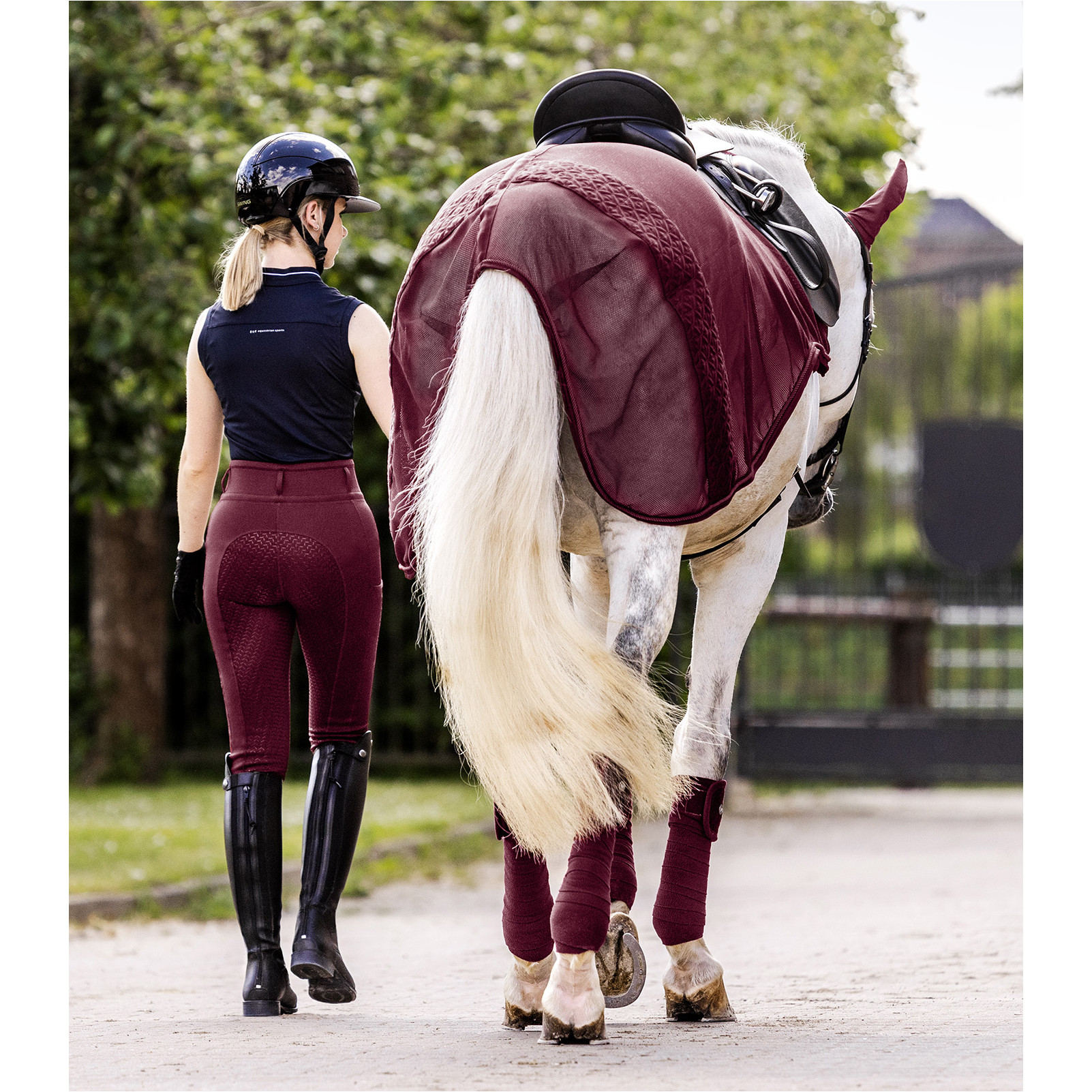 Fliegenausreitdecke ROM samtrot