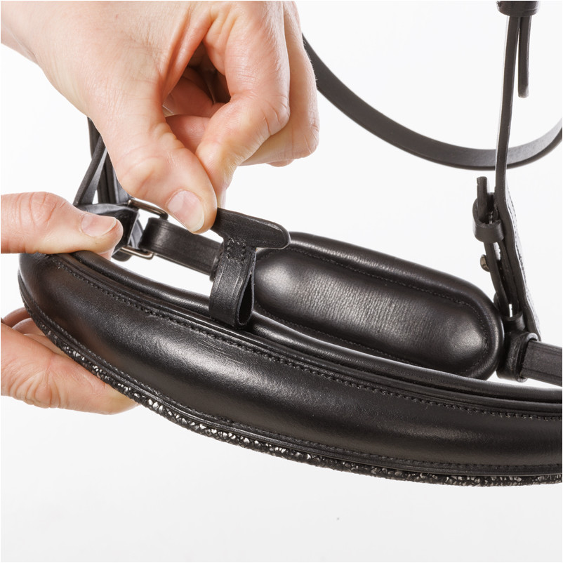 Trensenzaum mit schwedischen Reithalfter VICTORIA schwarz