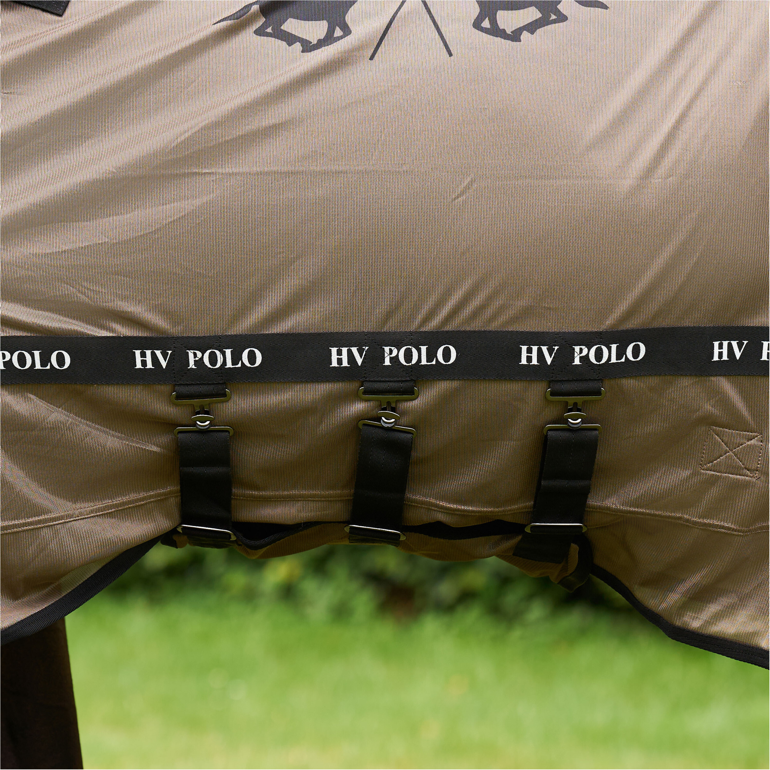 Fliegendecke mit Halsteil (abnehmbar) HVPNena straw Fliegendecke mit Halsteil (abnehmbar) HVPNena straw