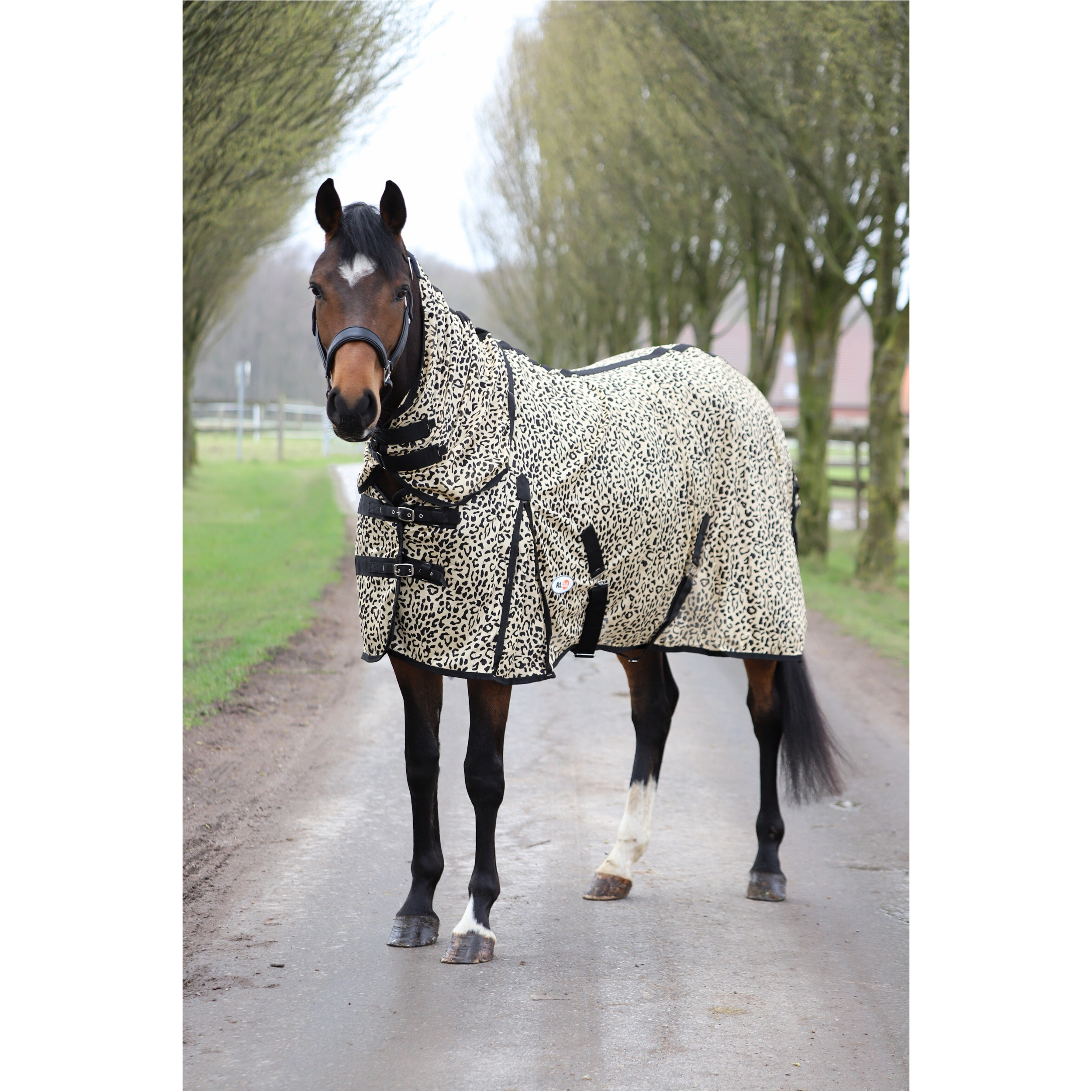 Fliegendecke mit Halsteil und Kreuzgurt DESIGN Leopard beige/schwarz