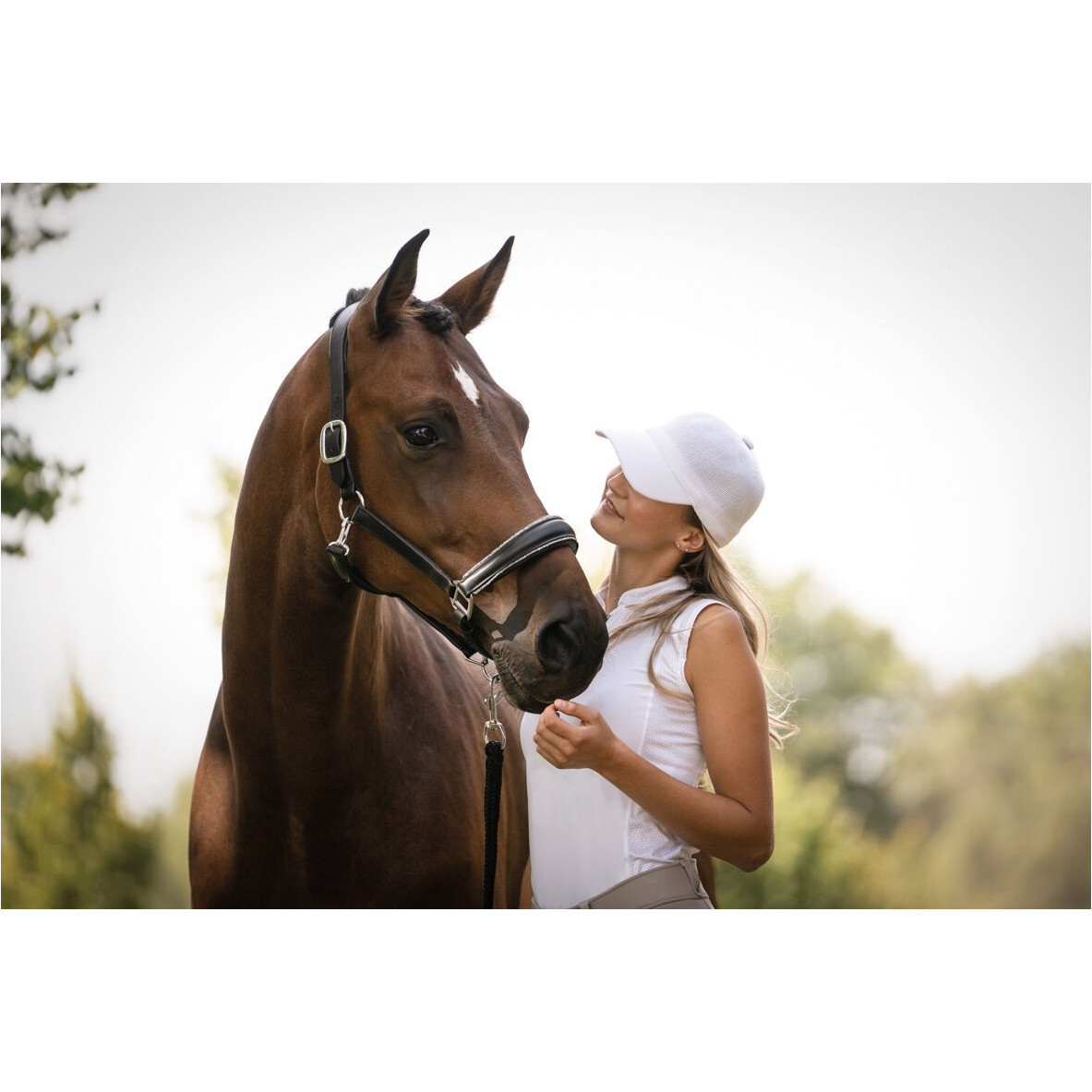 Lederhalfter GLAMOUR schwarz/silber