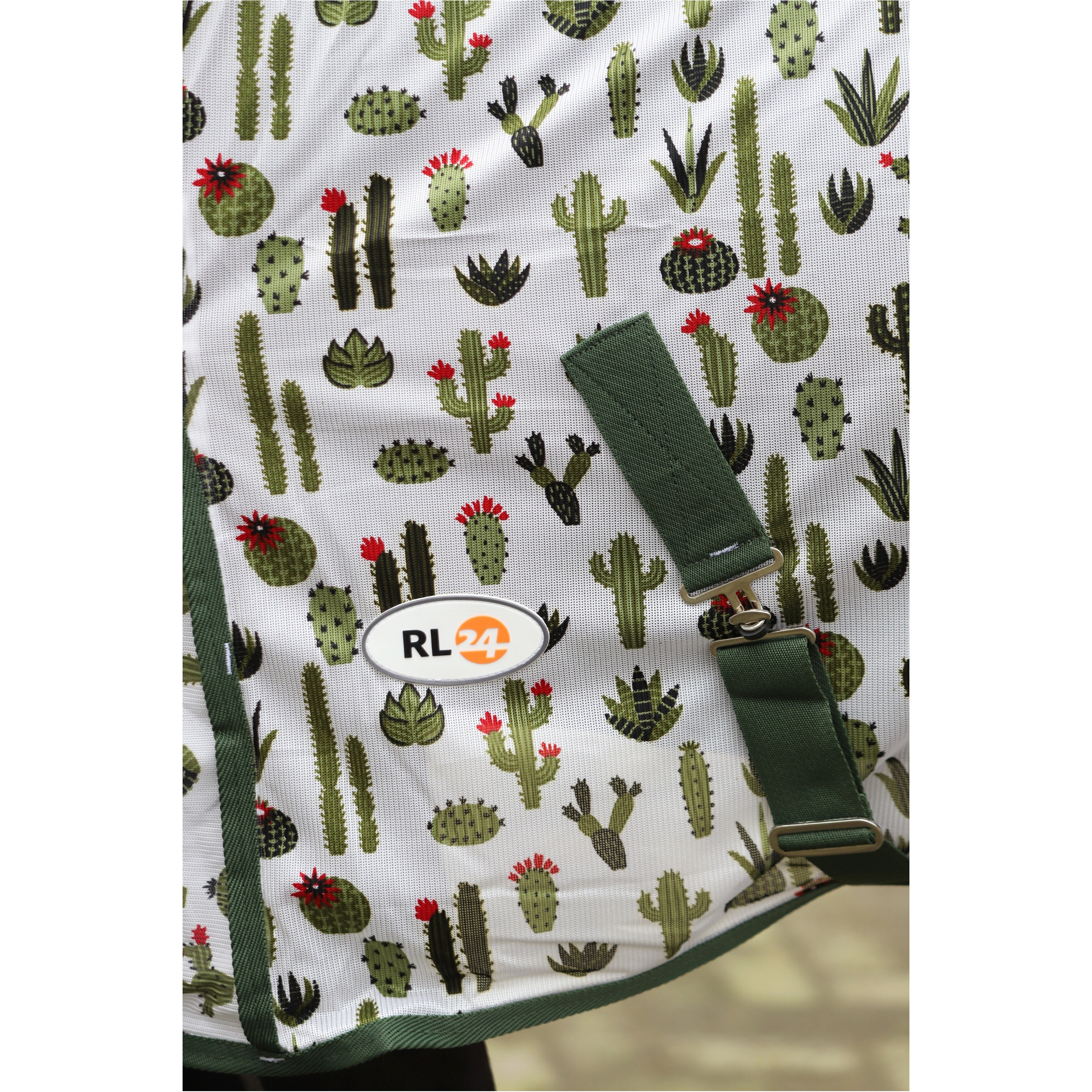 Fliegendecke mit Halsteil und Kreuzgurt DESIGN Kaktus weiß/grün