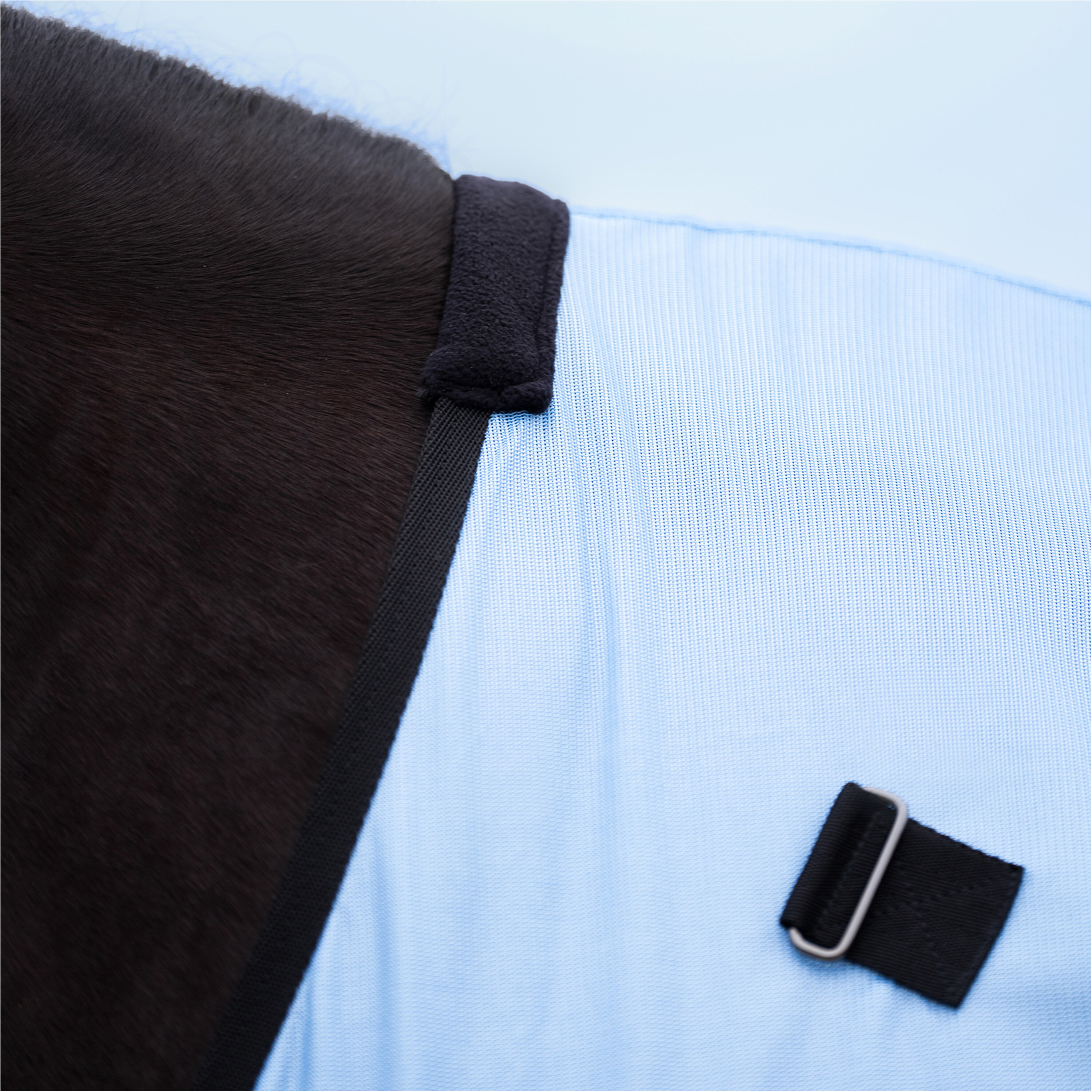 Fliegendecke mit Halsteil (abnehmbar) HVPNena powder blau