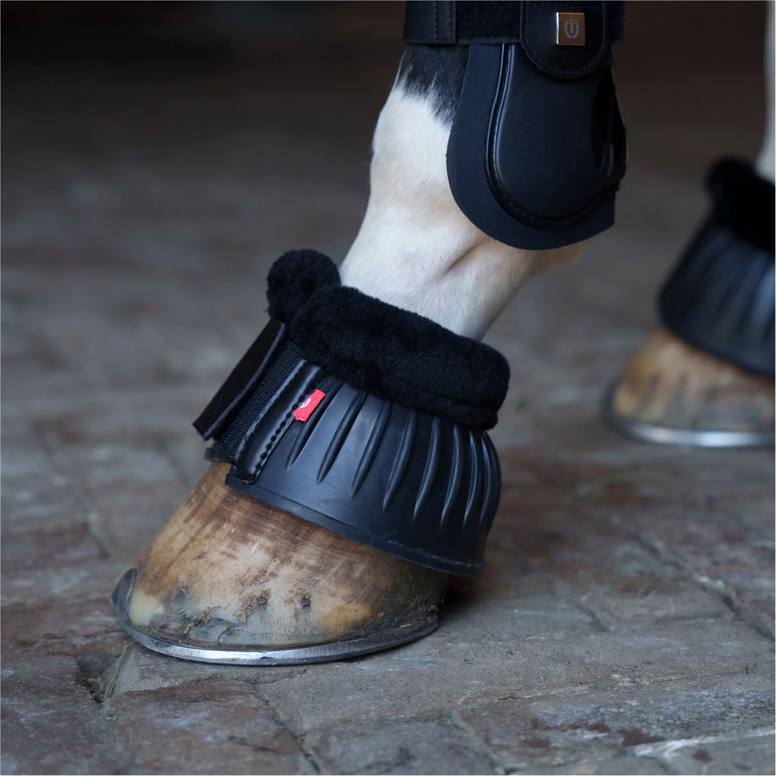 Hufglocken IRHBells FUR schwarz Hufglocken IRHBells FUR schwarz