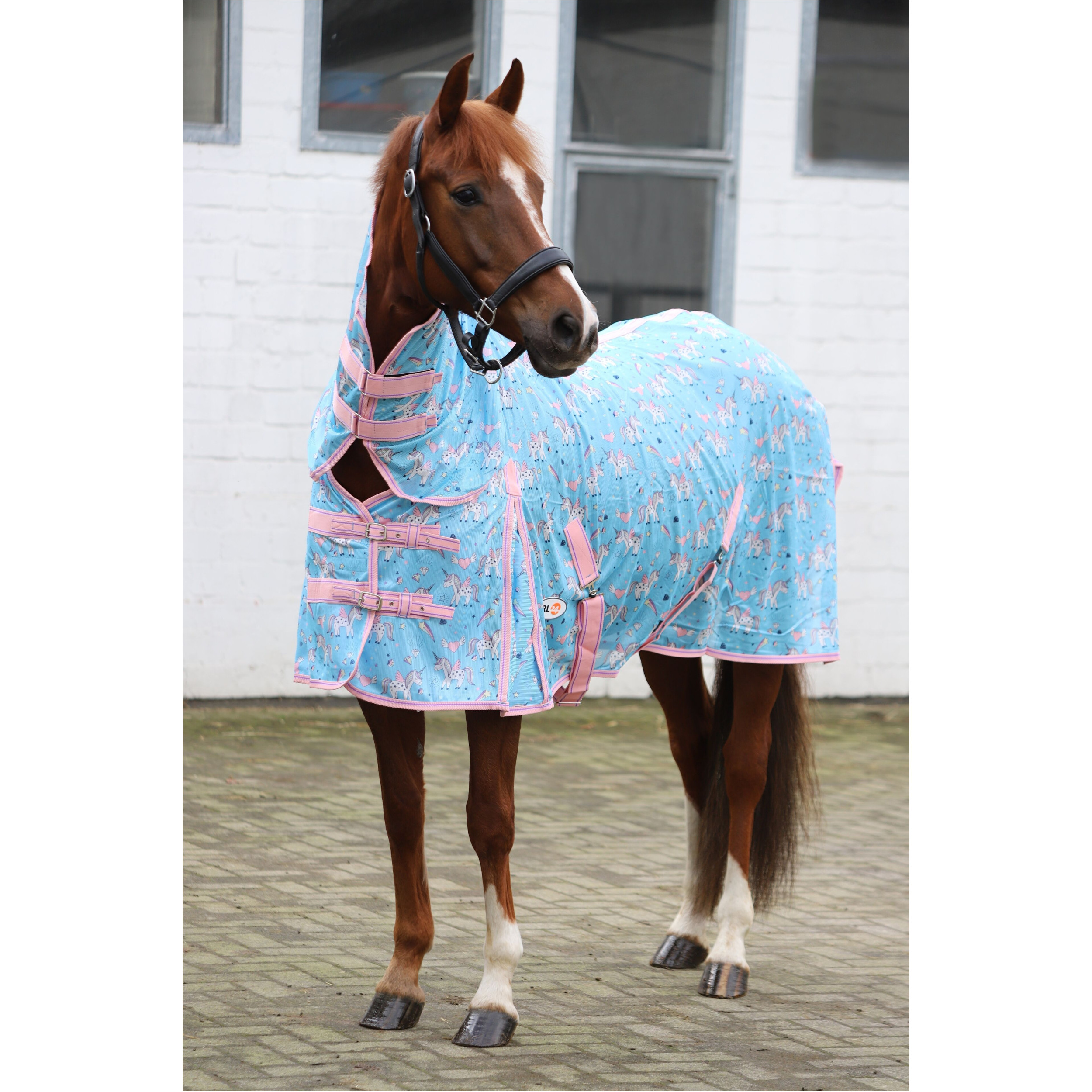 Fliegendecke mit Halsteil und Kreuzgurt DESIGN Unicorn hellblau/rosa