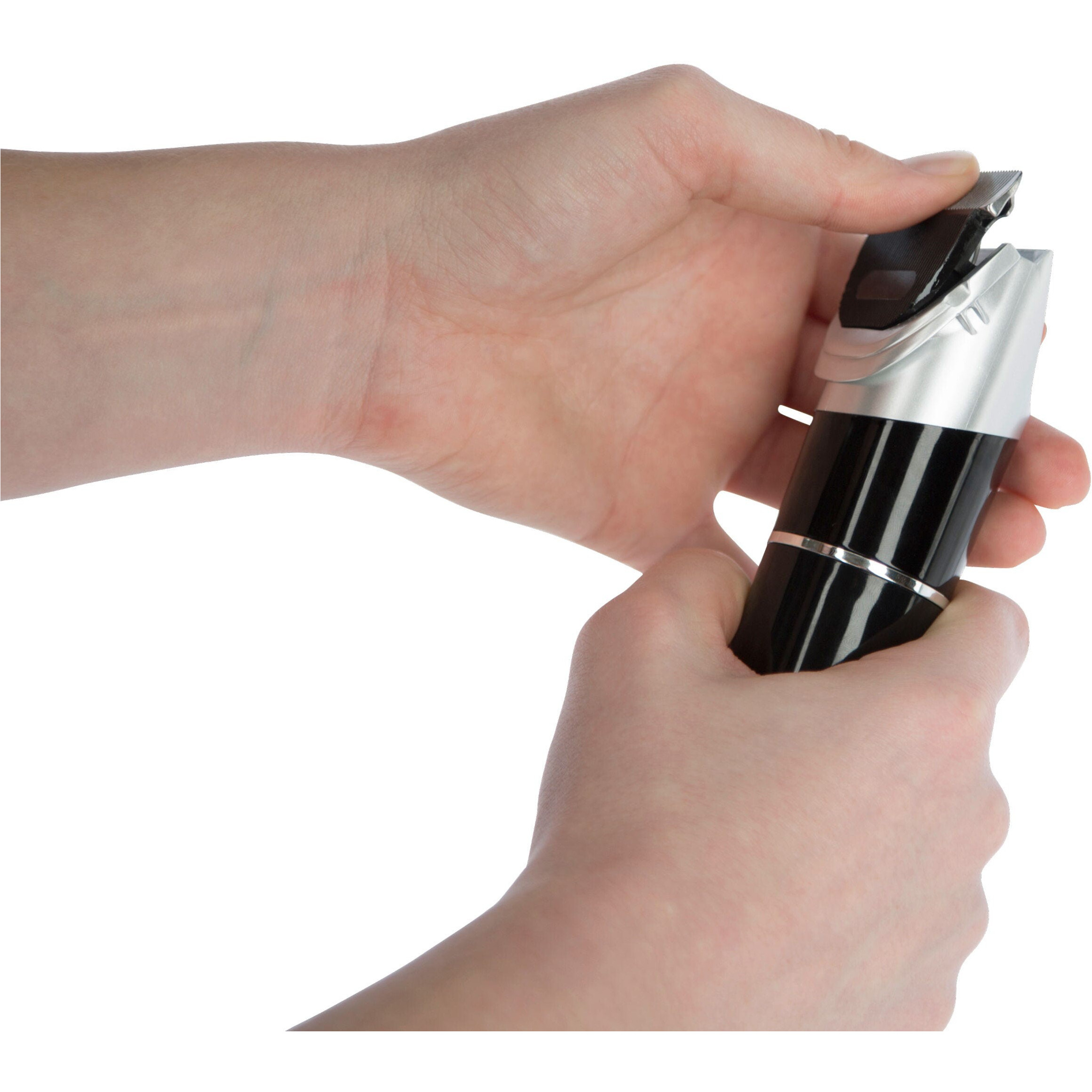 Akku-Schermaschine DeloX incl. Zubehör schwarz