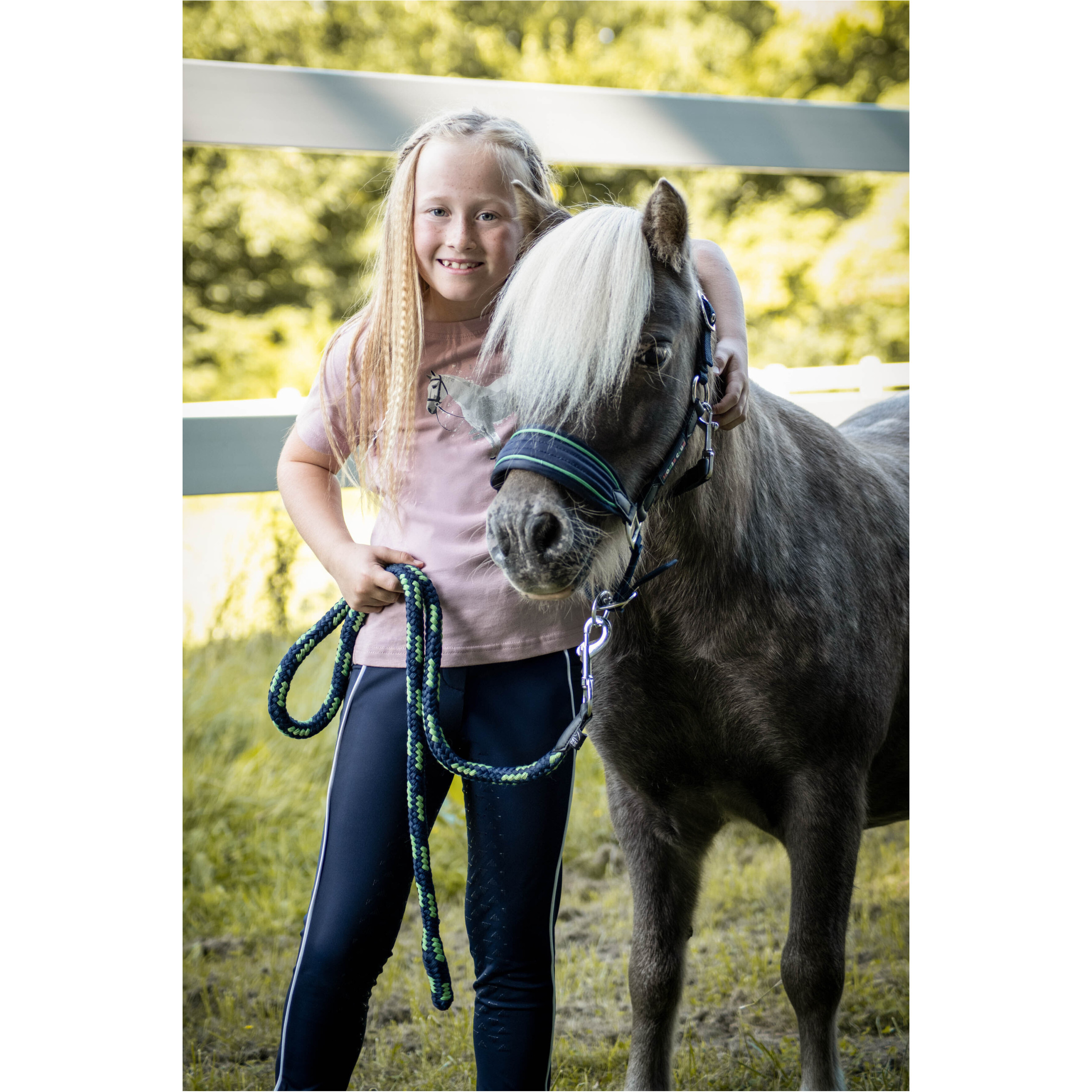 Führstrick mit Karabinerhaken MAUI dunkelblau/grün Führstrick mit Karabinerhaken MAUI dunkelblau/grün