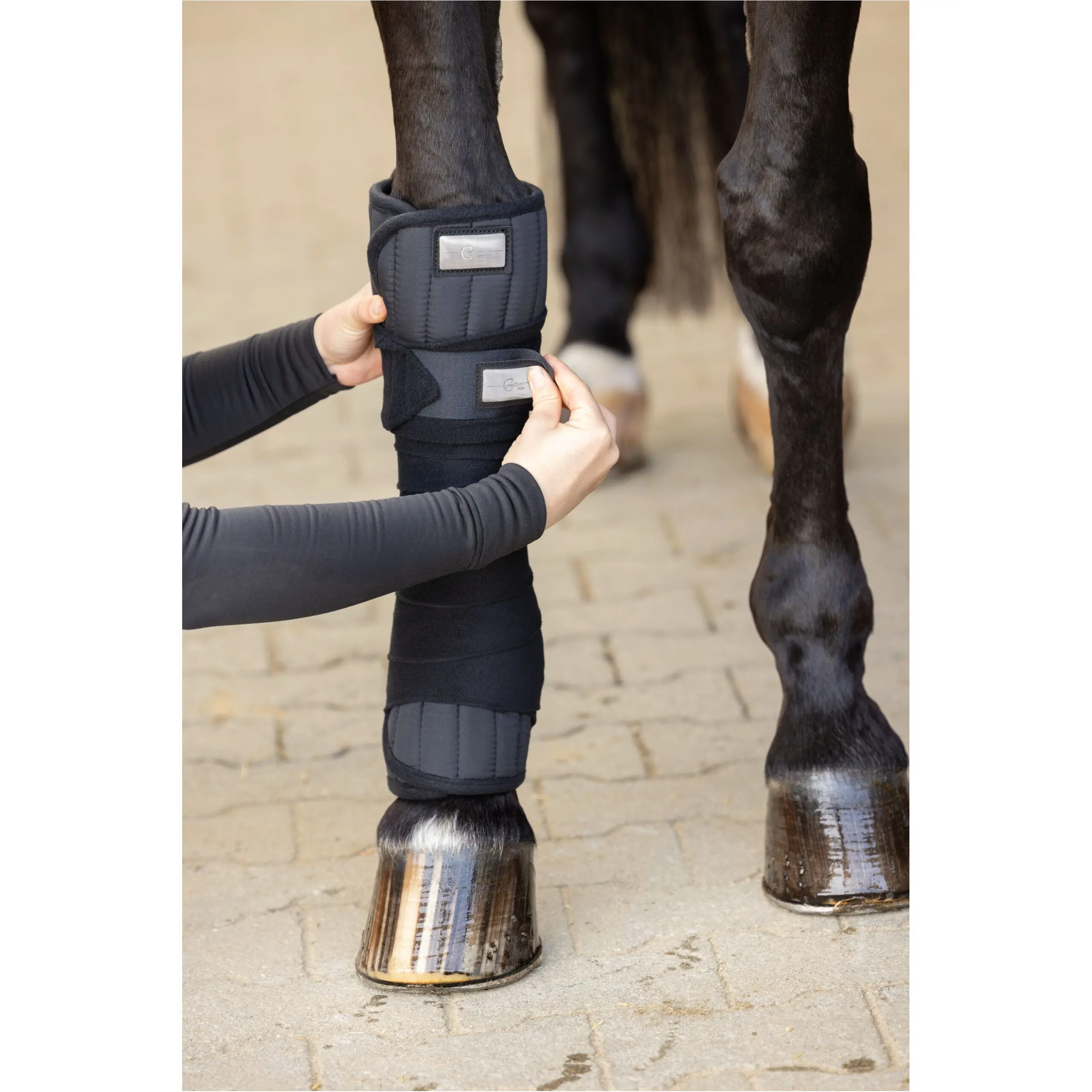 Bandagen (4er Set) CovallieroTherm schwarz 350cm