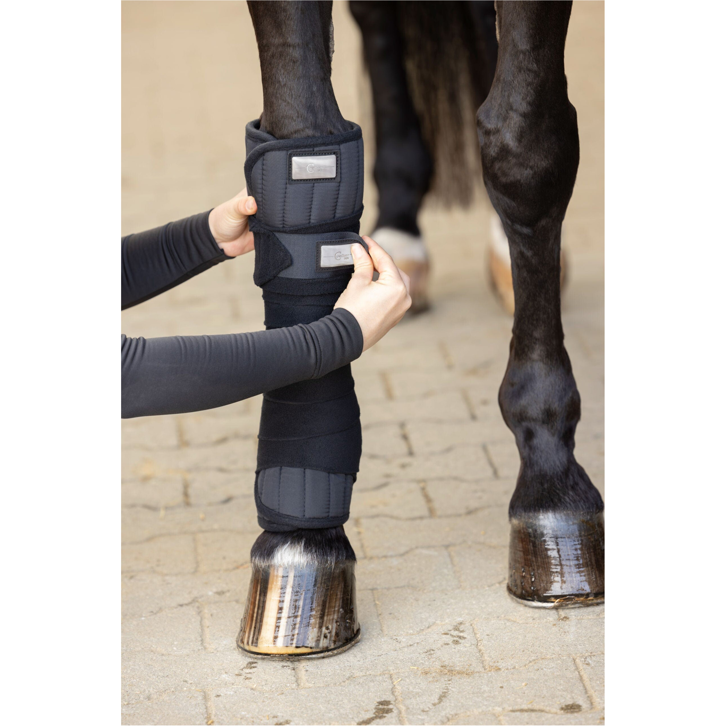 Bandagen (4er Set) CovallieroTherm schwarz 350cm