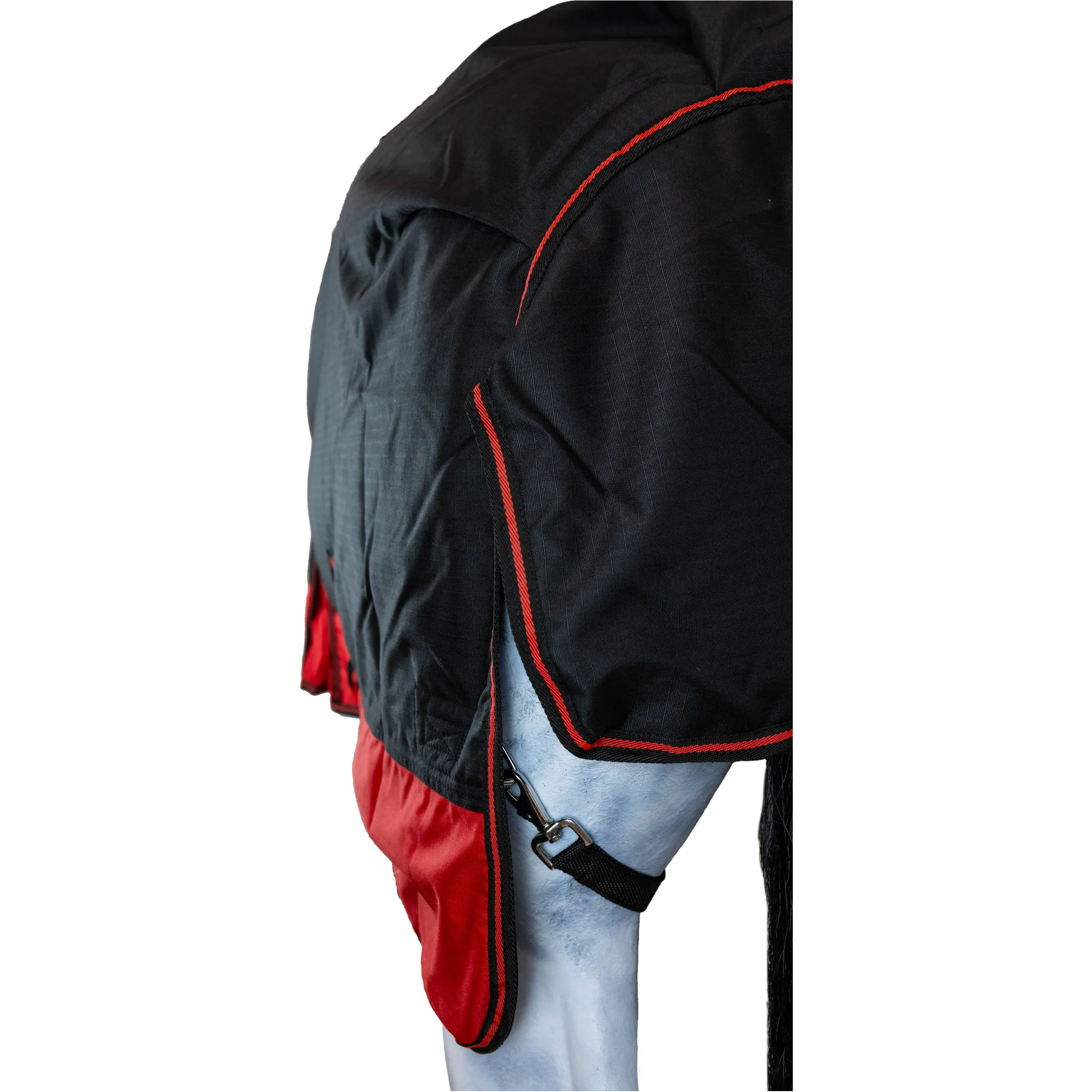 Winterdecke Full Neck 100g Füllung 600D BASICLINE schwarz/rot