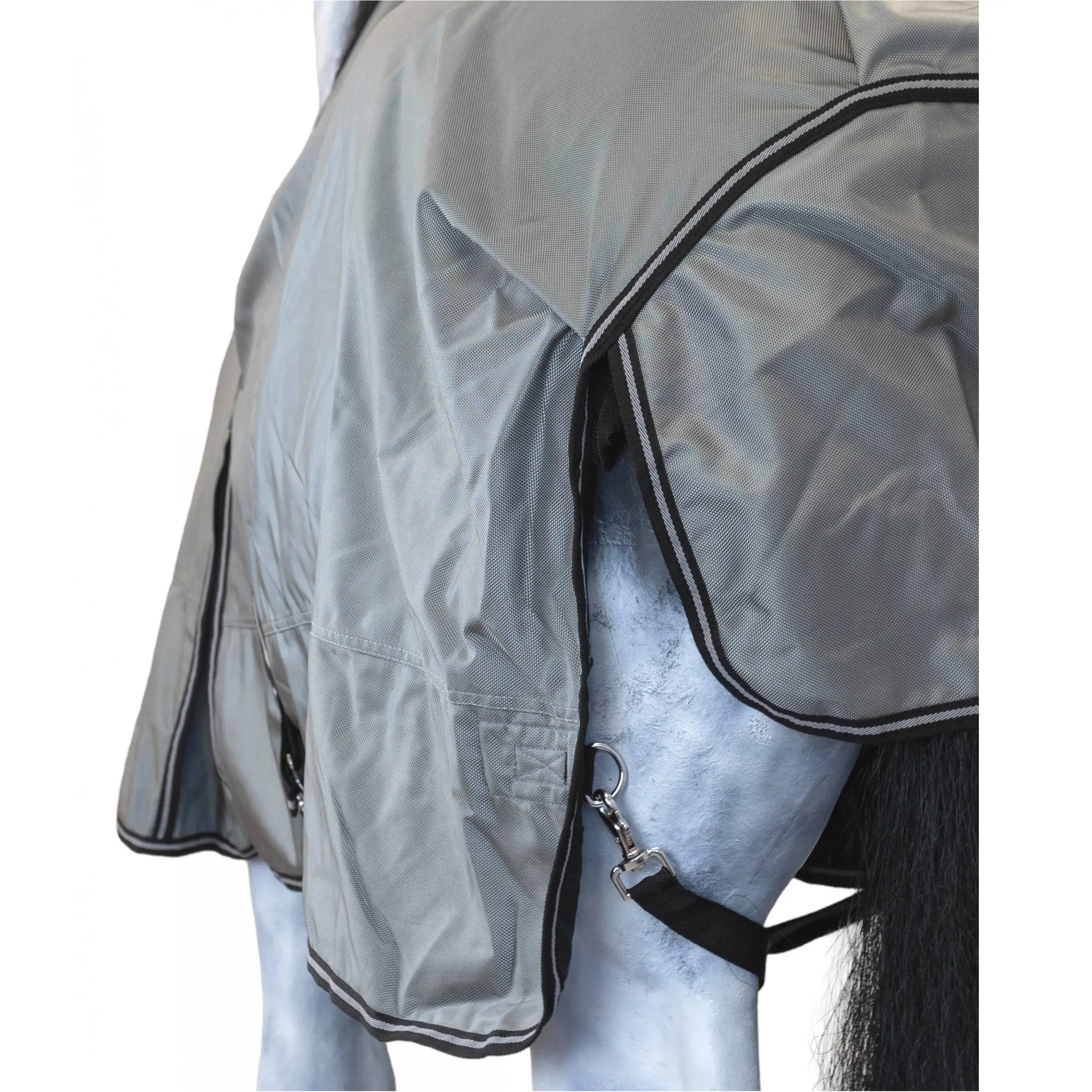 Winterdecke 300g Füllung 1680D BASICLINE grau