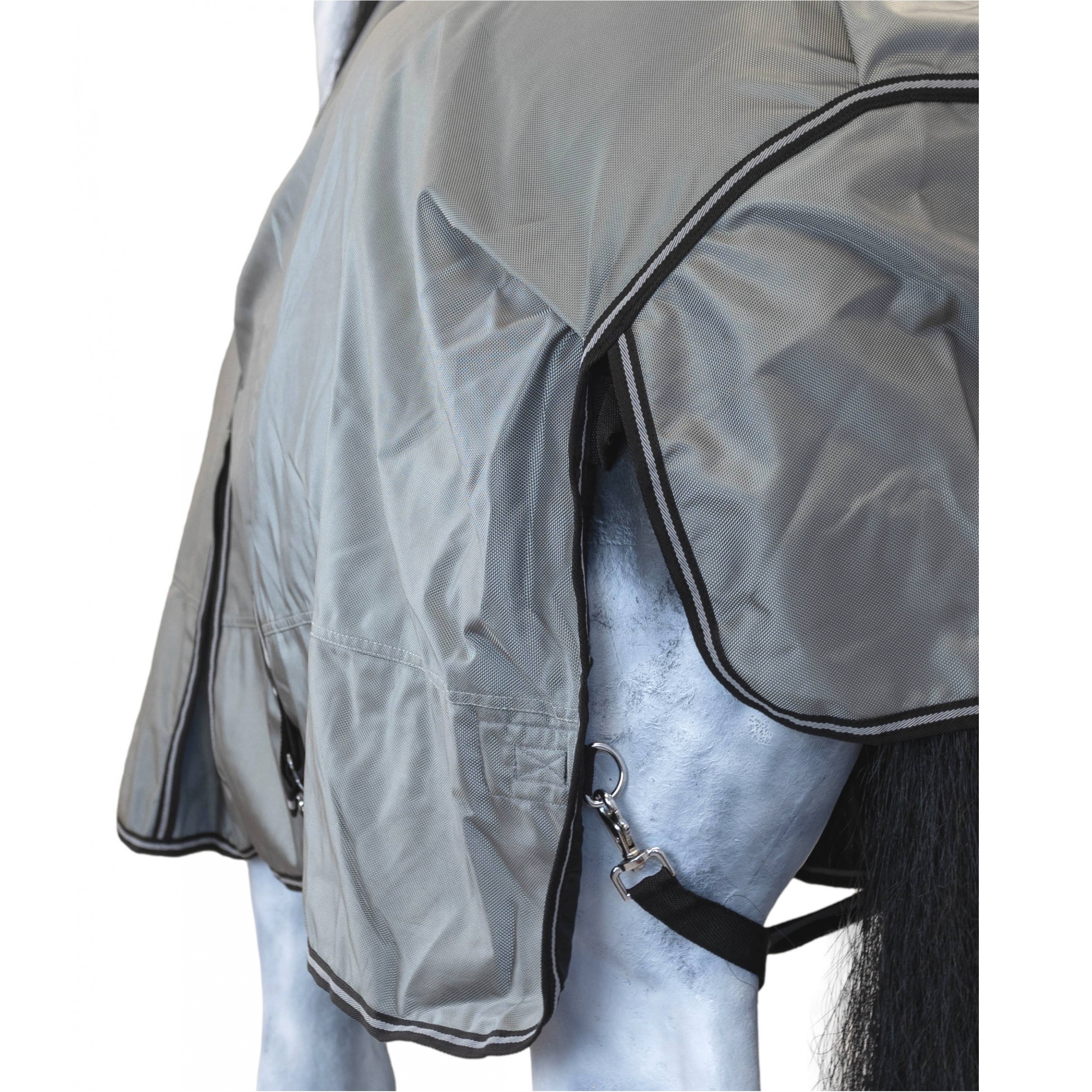 Winterdecke 300g Füllung 1680D BASICLINE grau