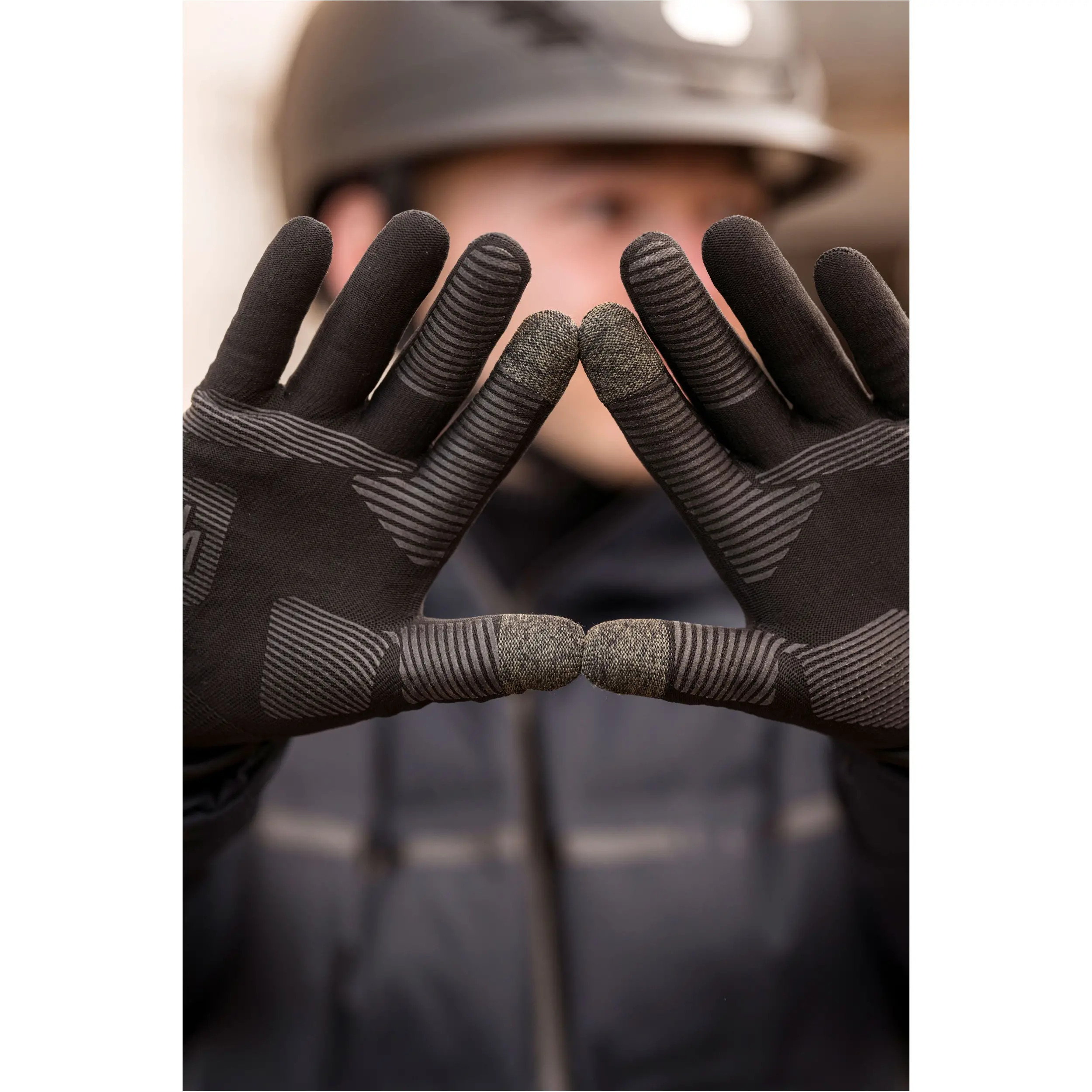 Winter Outdoorhandschuhe NAROMI schwarz