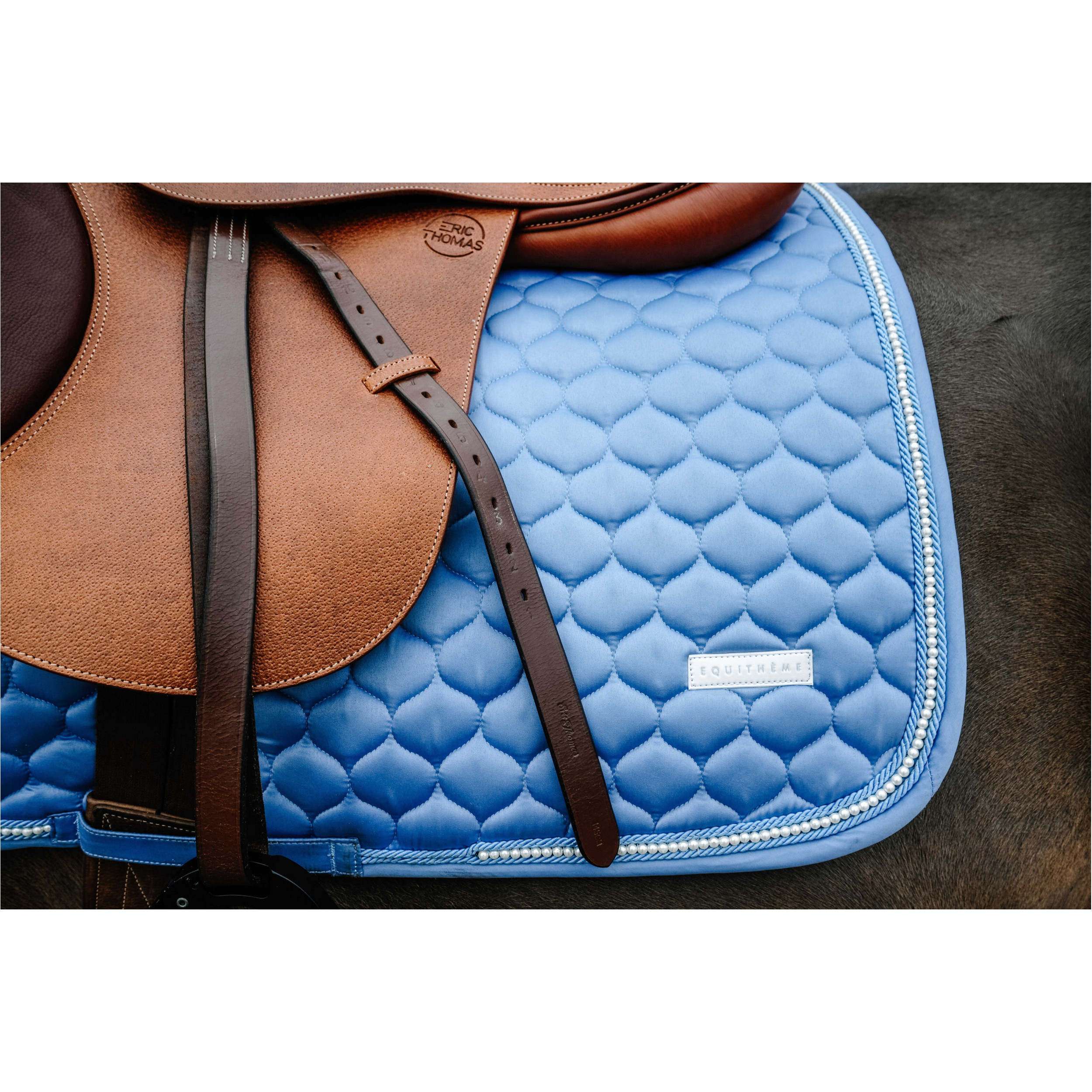 Schabracke mit Perlenkette OPAL himmelblau Vielseitigkeit