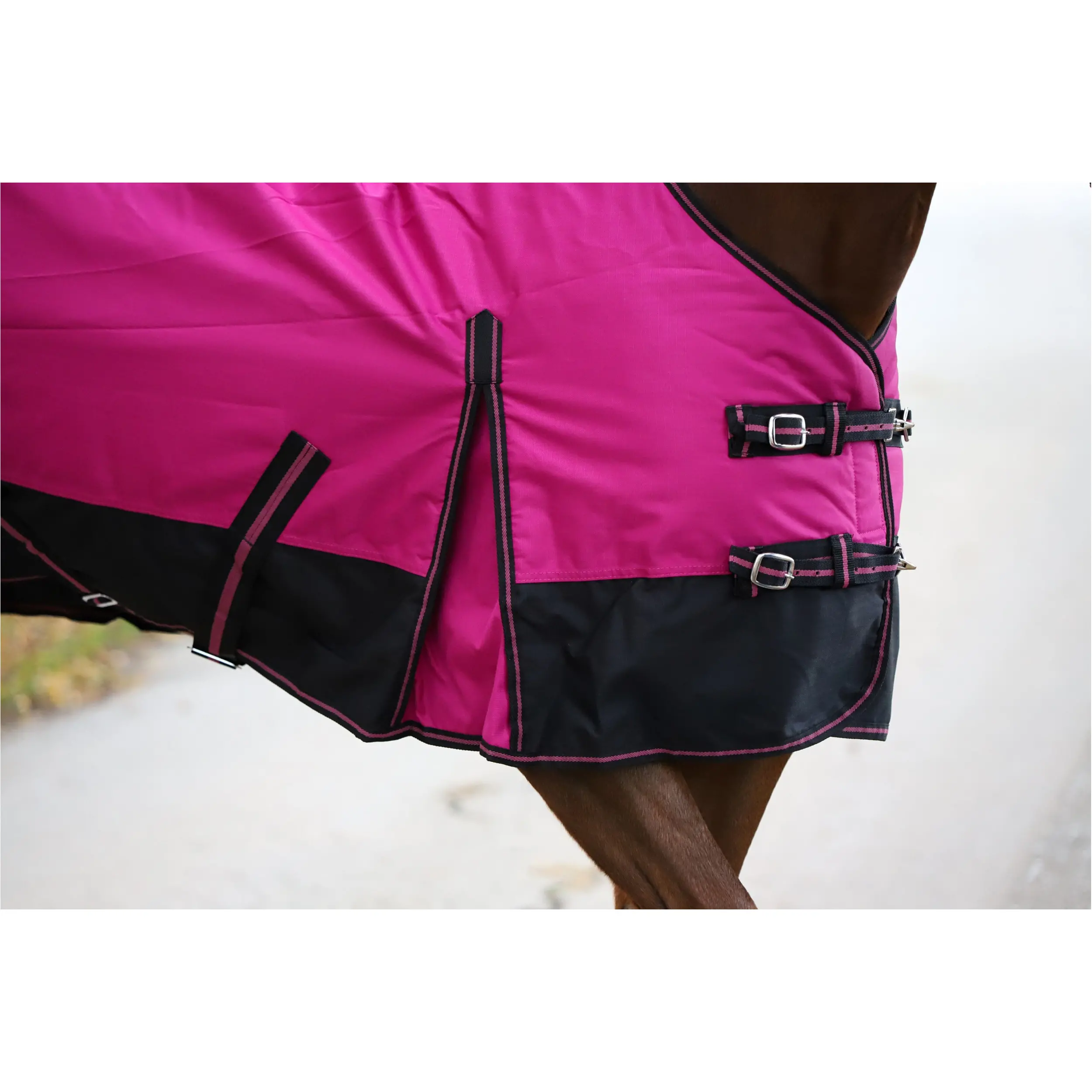 Winterdecke 300g Füllung 600D BASICLINE beere/schwarz