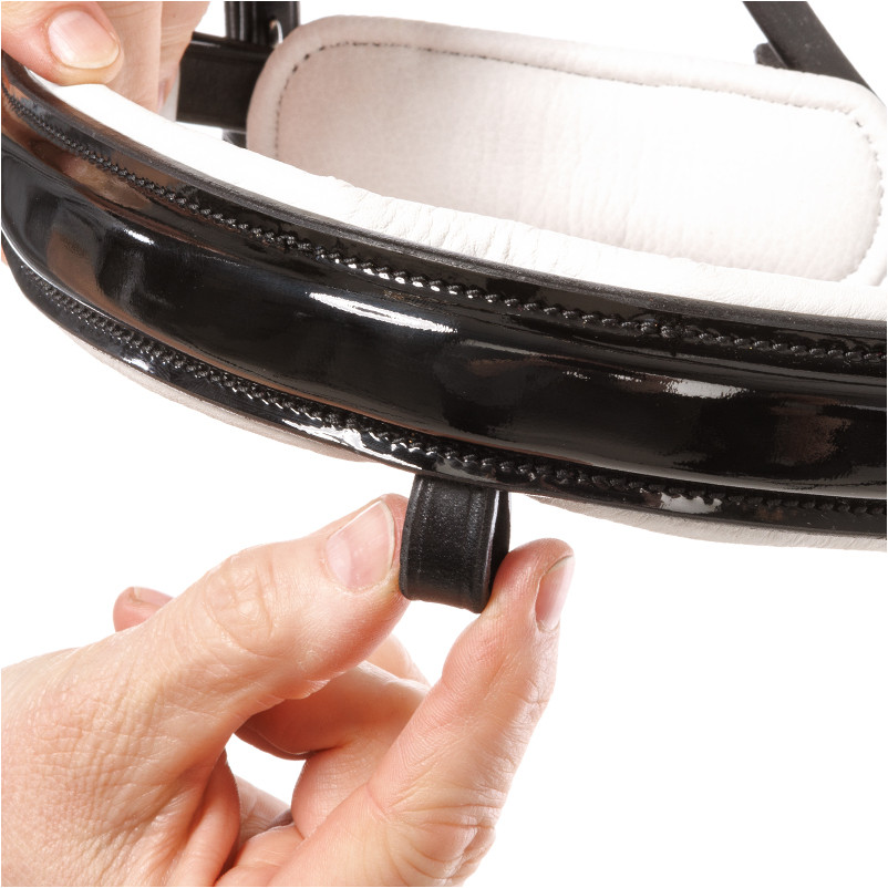 Trensenzaum mit schwedischen Reithalfter FORTUNA schwarz lack/weiß