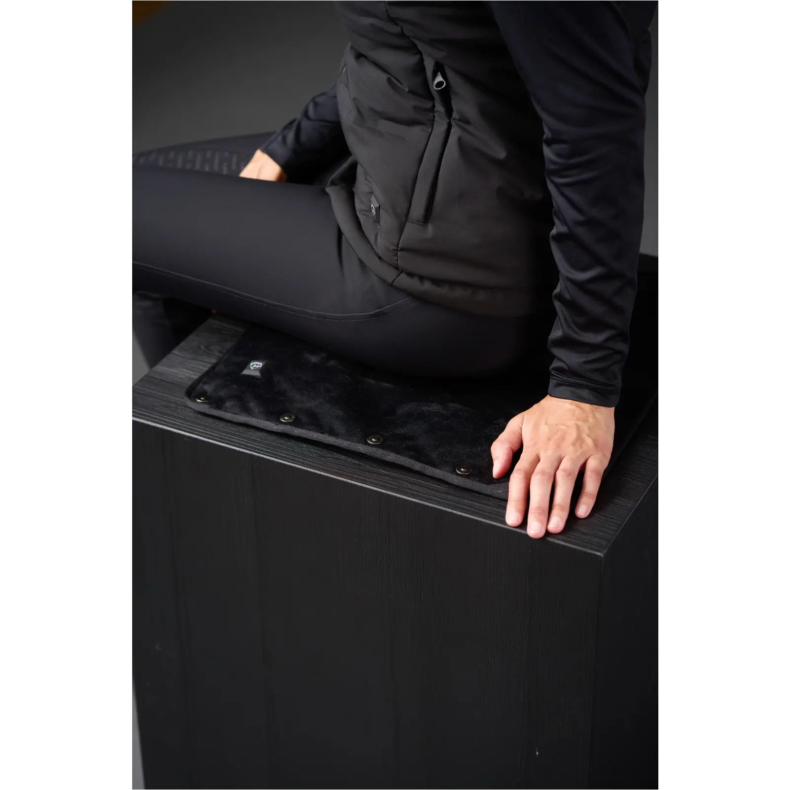 Hand- und Sitzpolster HEAT Tech schwarz