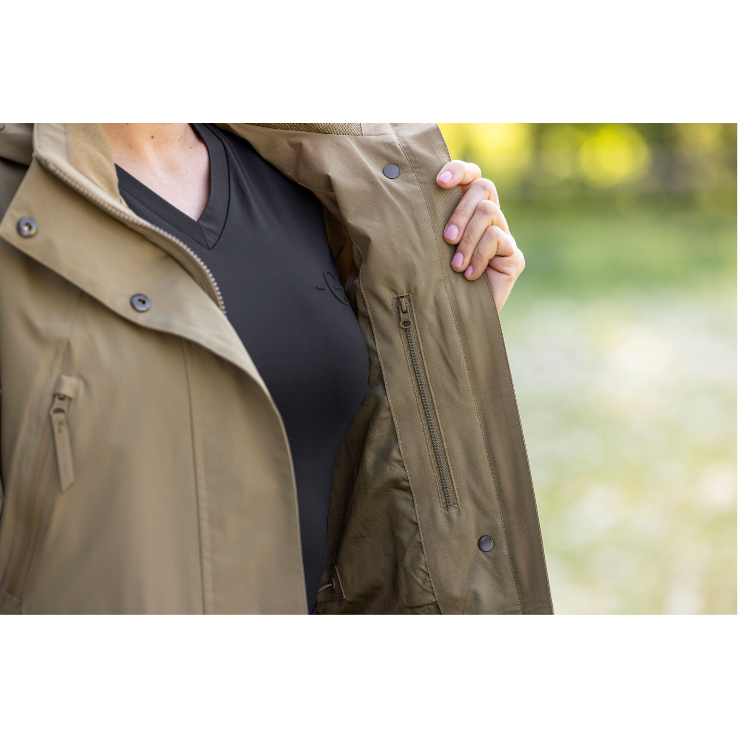 Damen Regenmantel F/S 2026 walnut Damen Regenmantel F/S 2026 walnut