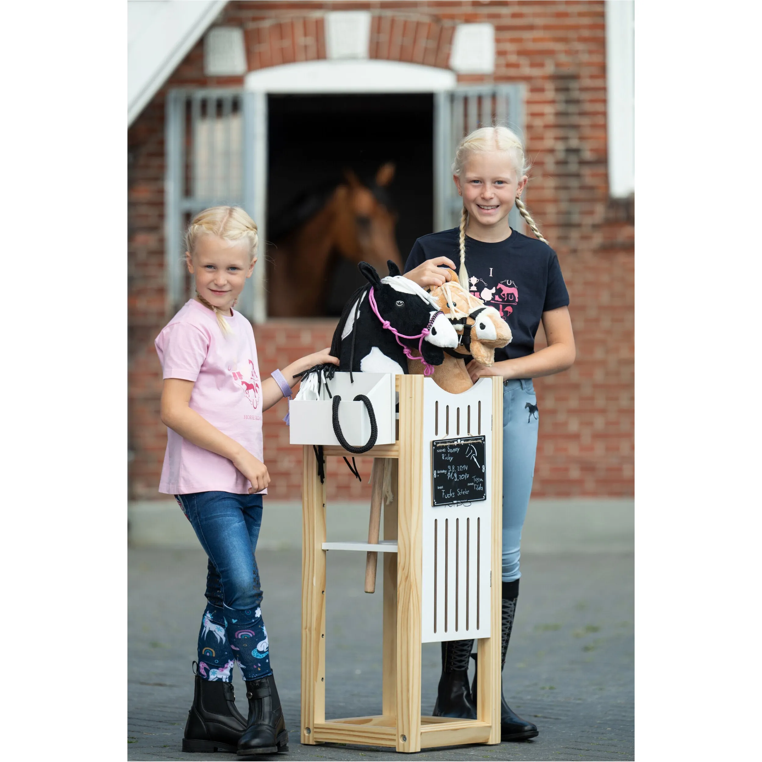 Stall HOBBY HORSING natur/weiß