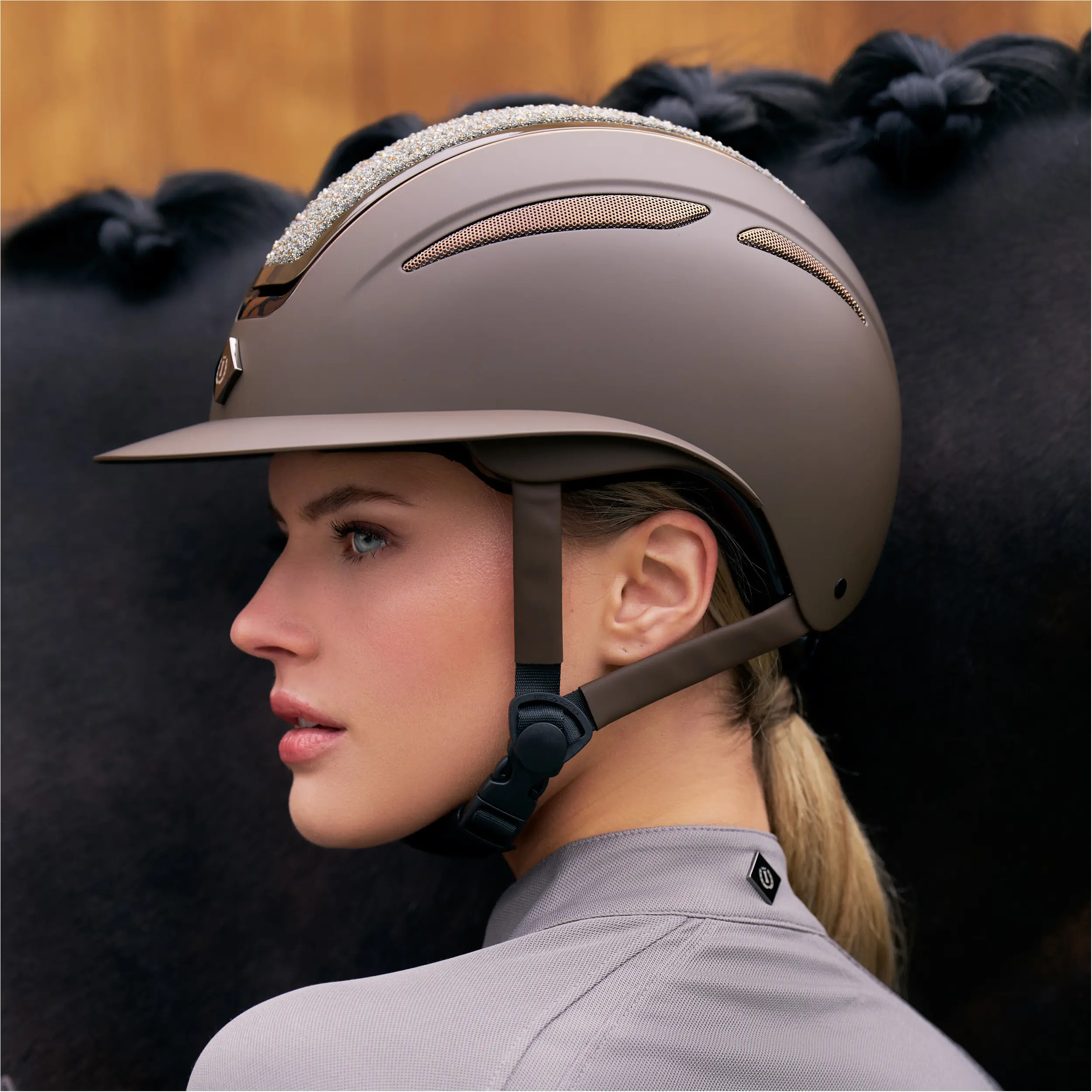 Reithelm IRHOlania Deluxe big visor braun