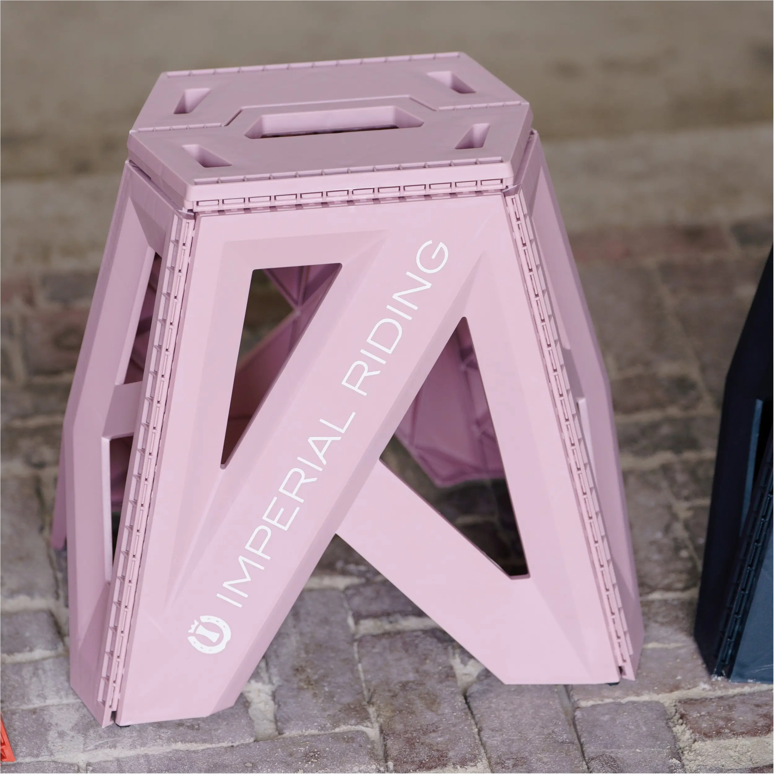 Tritthocker IRHSky high pink