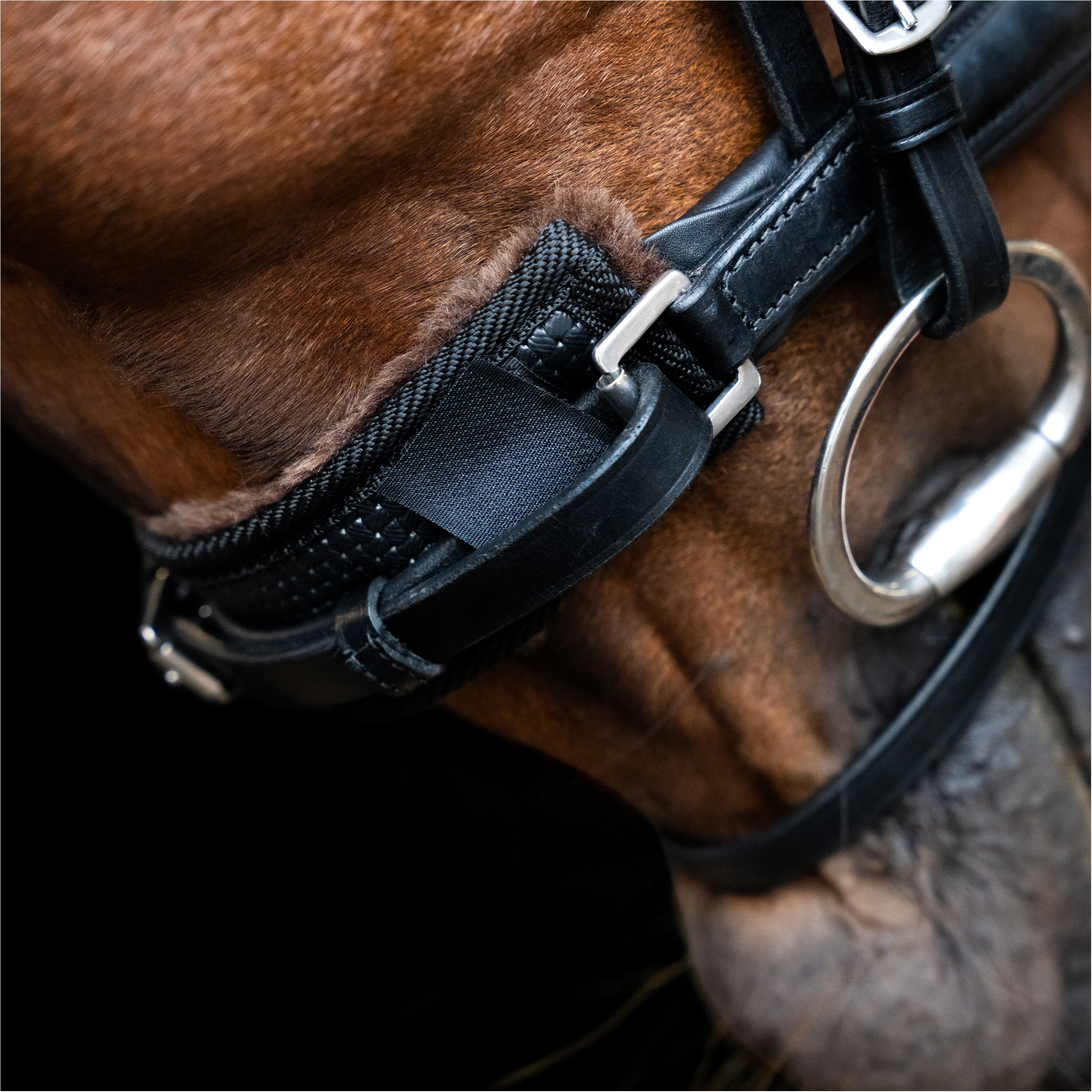 Kinn- und Nasenschutz IRHFur schwarz