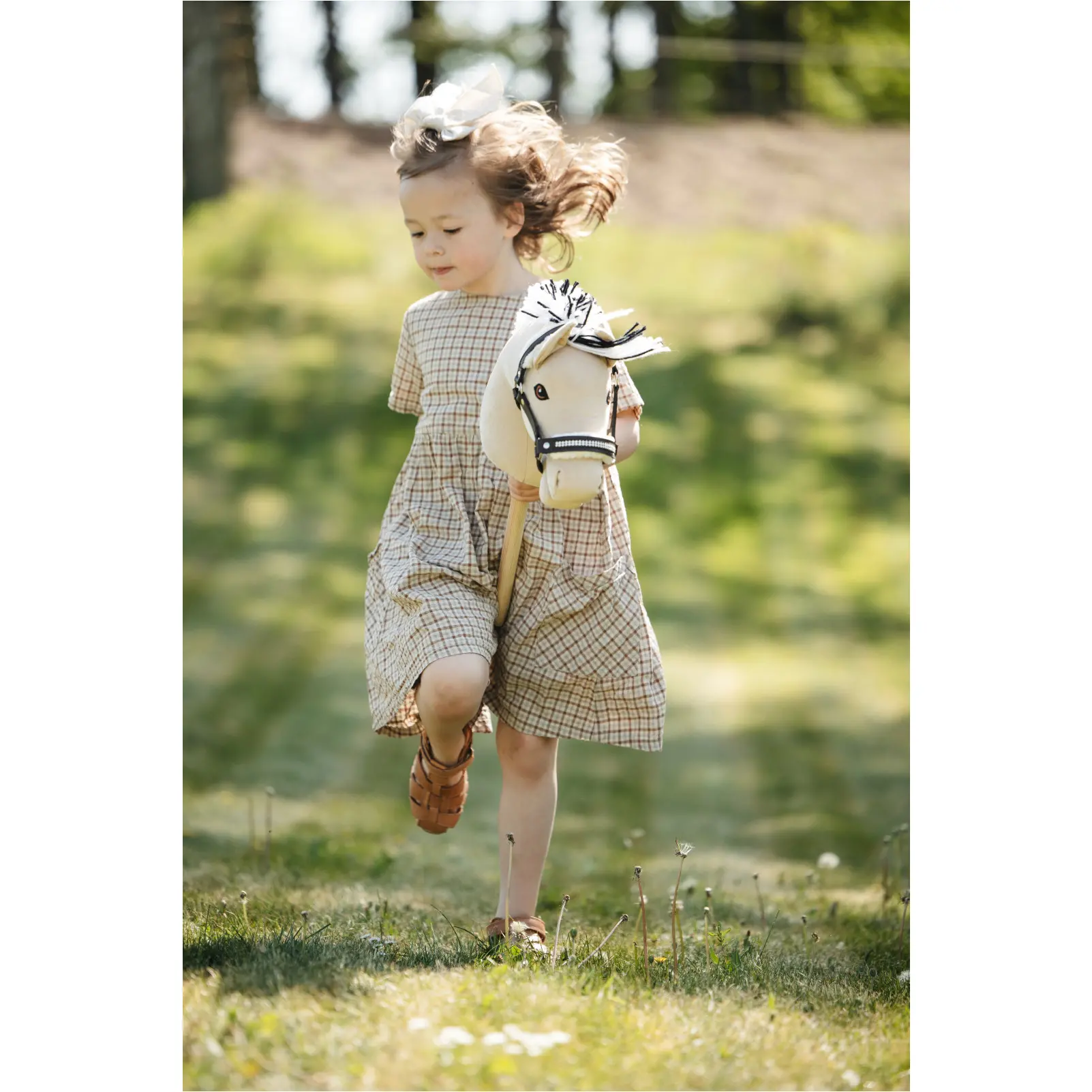 Spielzeughalfter mit Plüsch und Steinen braun Spielzeughalfter mit Plüsch und Steinen braun