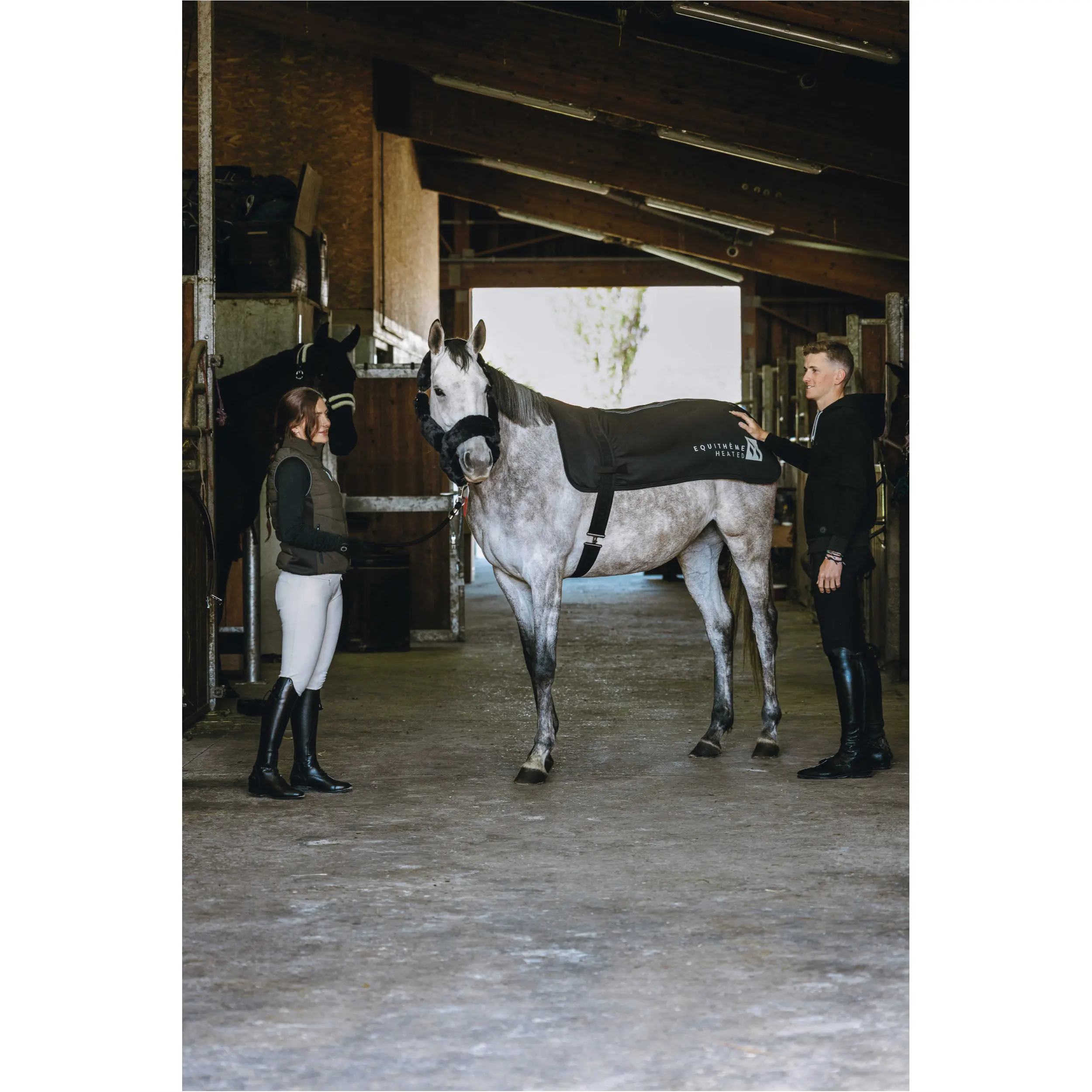 Rückenwärmer für Pferde schwarz Rückenwärmer für Pferde schwarz